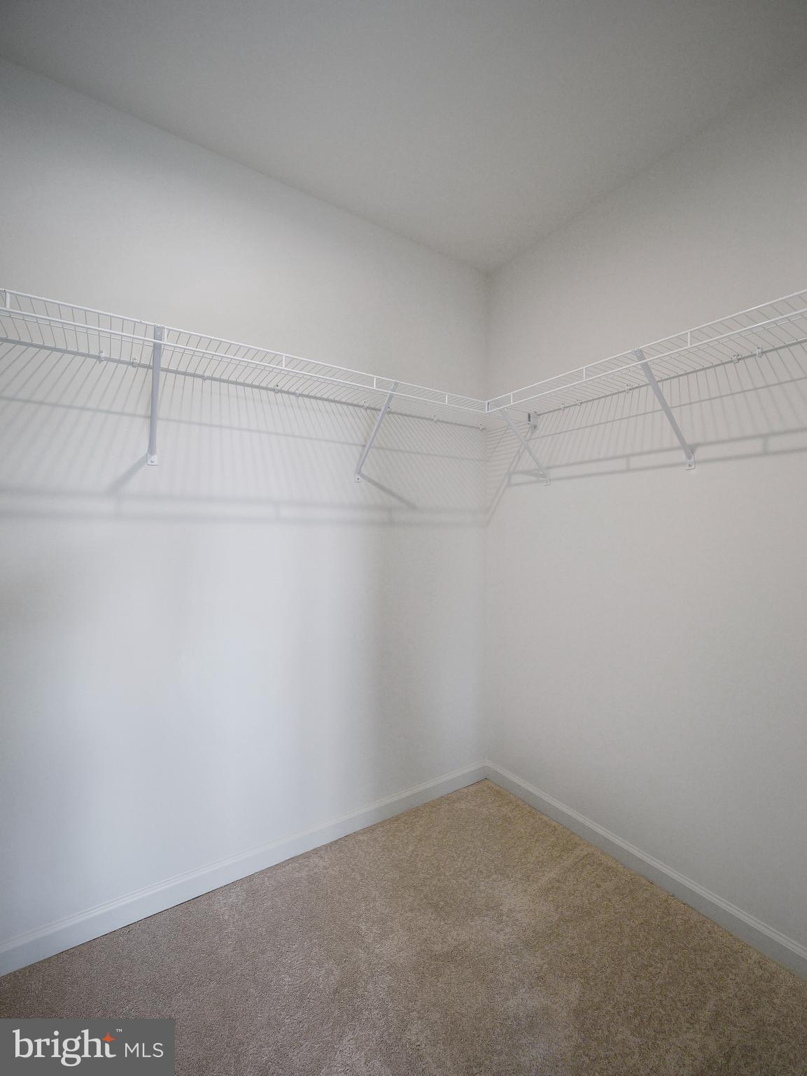 OVERLOOK AT RIVERSIDE TOWNHOMES - Residential Lease