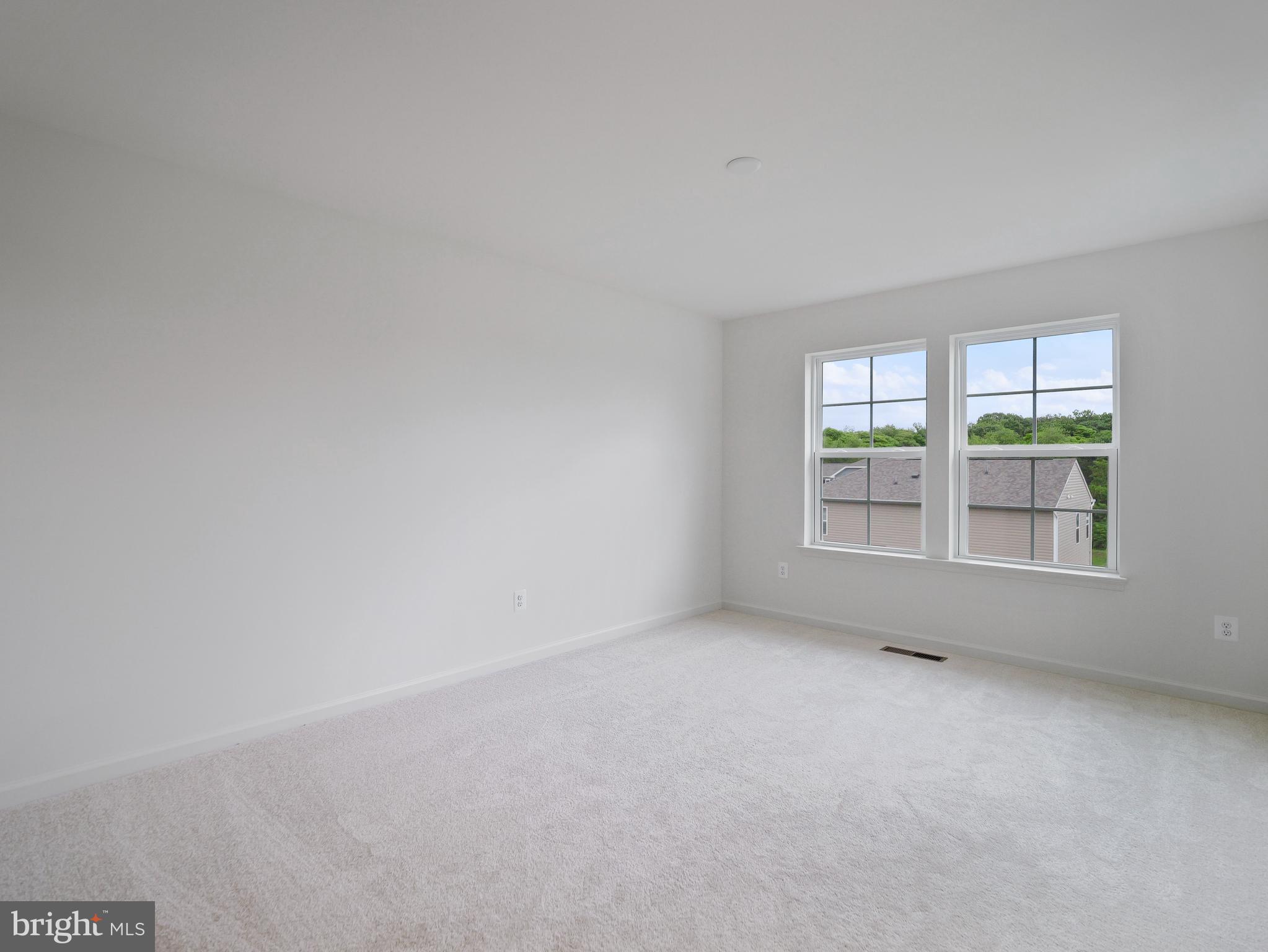 OVERLOOK AT RIVERSIDE TOWNHOMES - Residential Lease