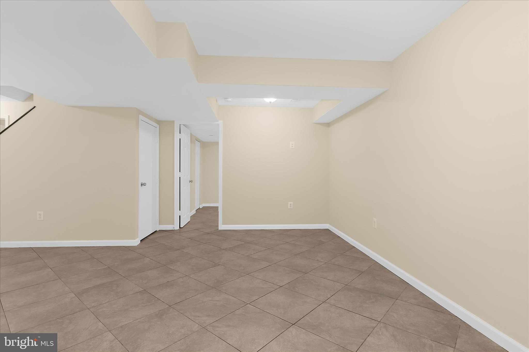 ST BARNABAS - Residential