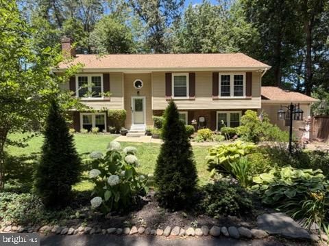 Homes For Sale - 16208 Cypress Court<br/> DUMFRIES, VA 22025