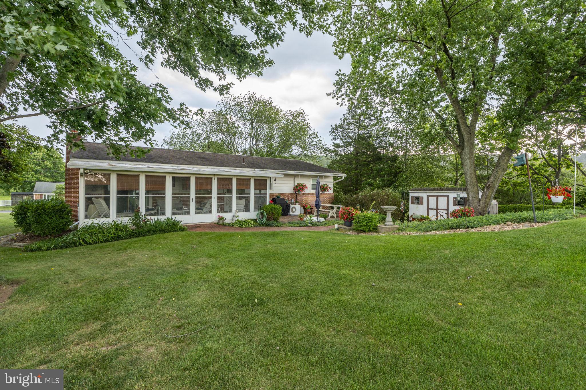 1231 OAKLYN DRIVE
