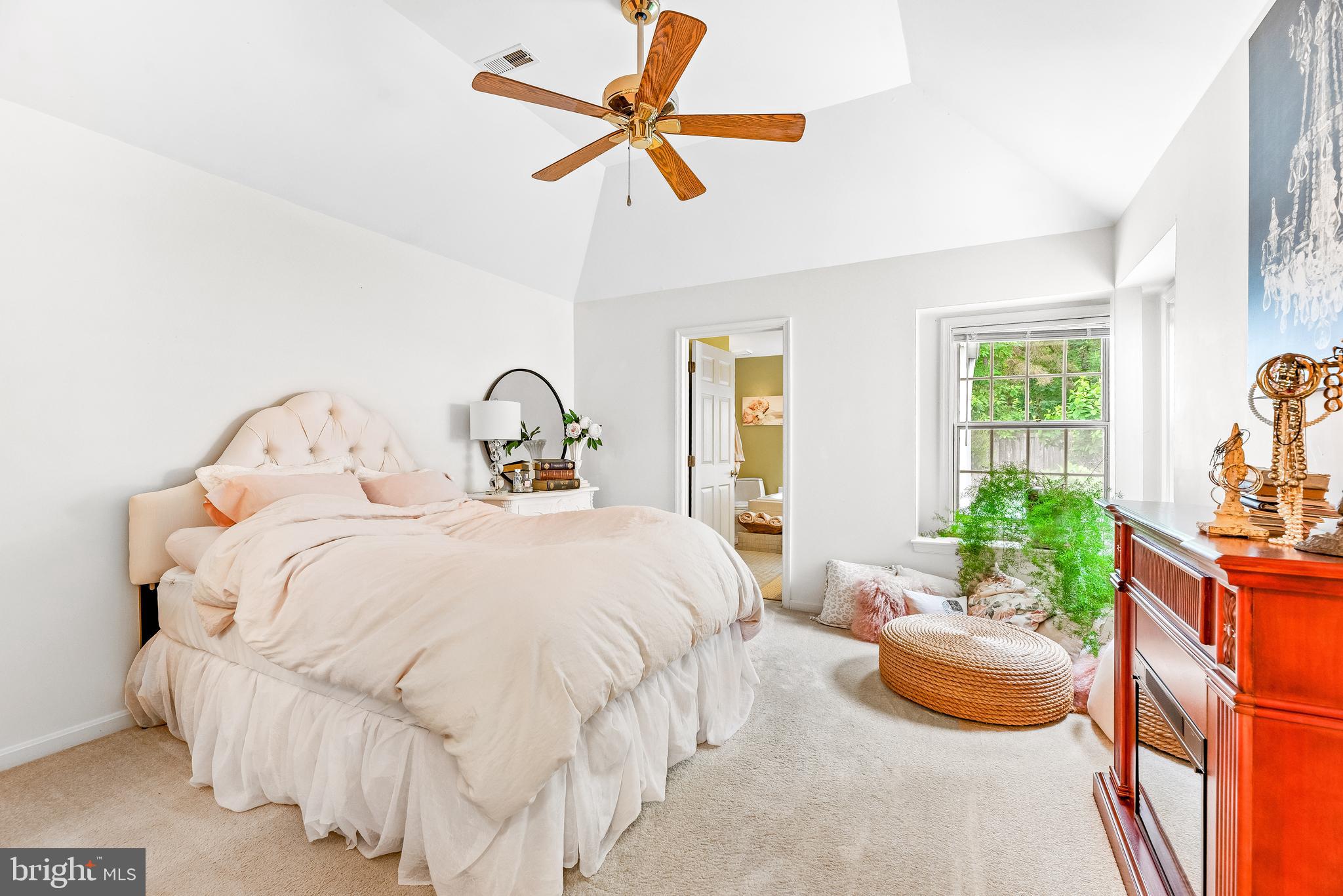 CEDAR COVE - Residential