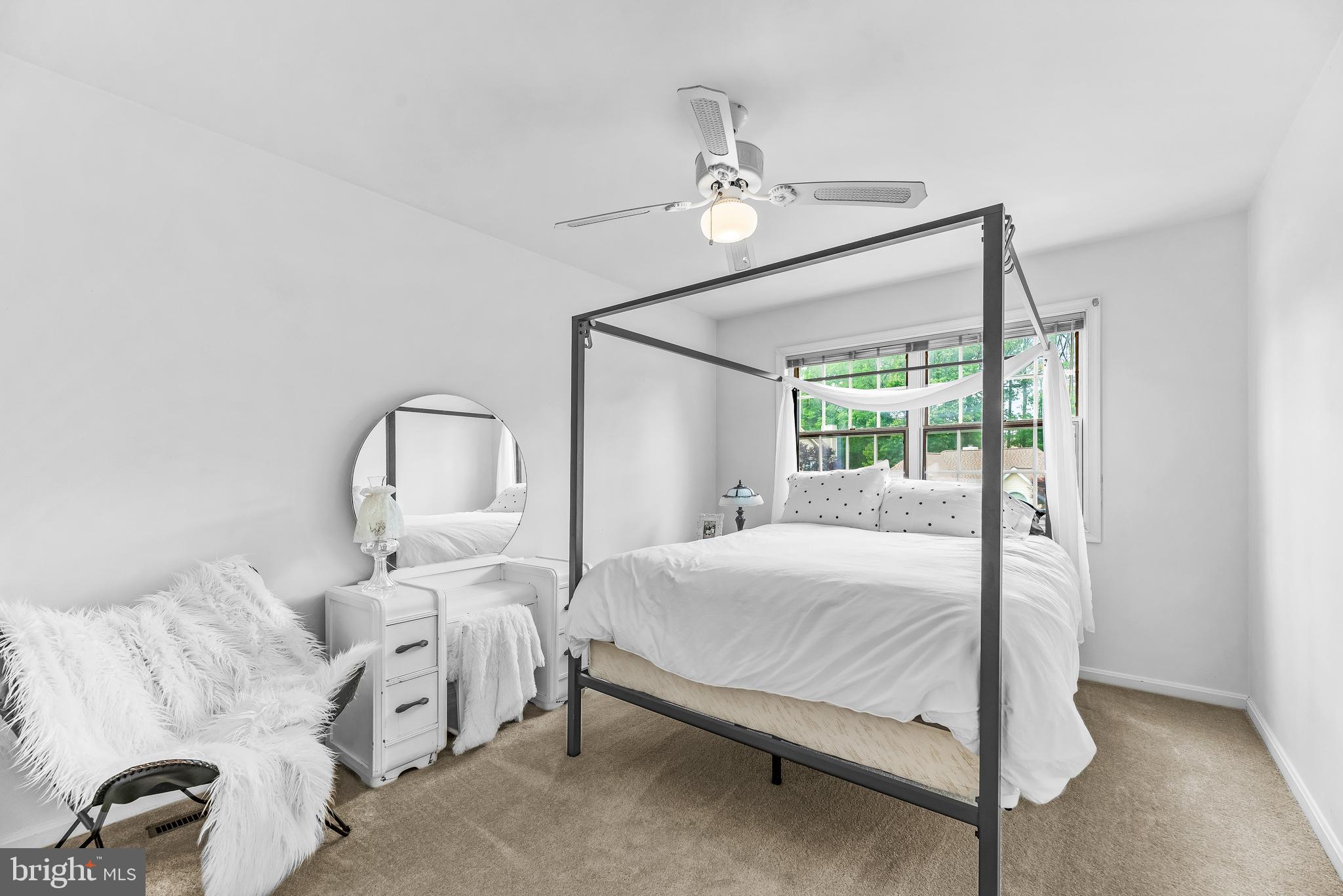 CEDAR COVE - Residential