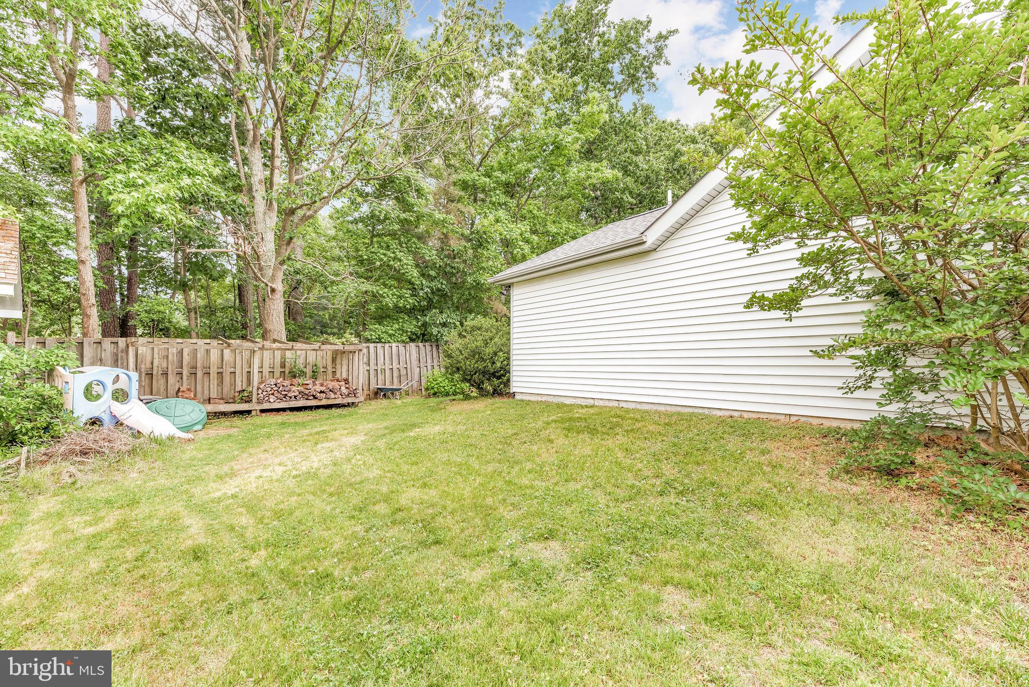 CEDAR COVE - Residential