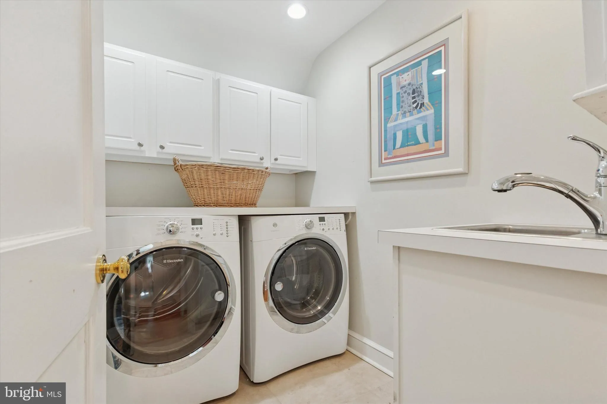 Wyndmoor, Pennsylvania 19038, United States, 3 Bedrooms Bedrooms, ,4 BathroomsBathrooms,Residential,Pending,203588