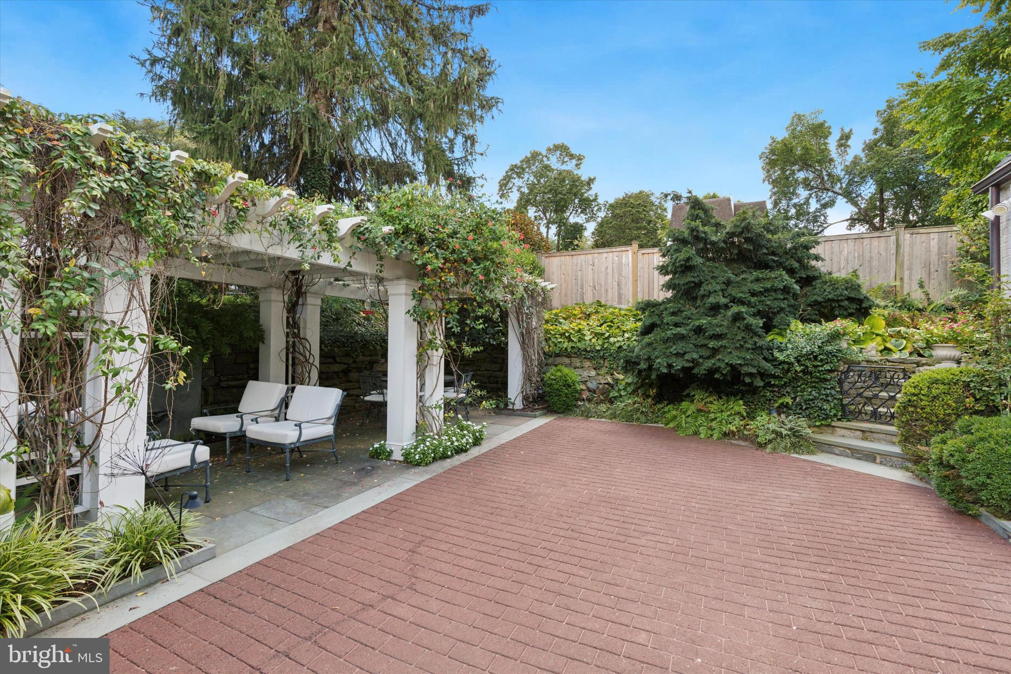 WYNDMOOR - Residential