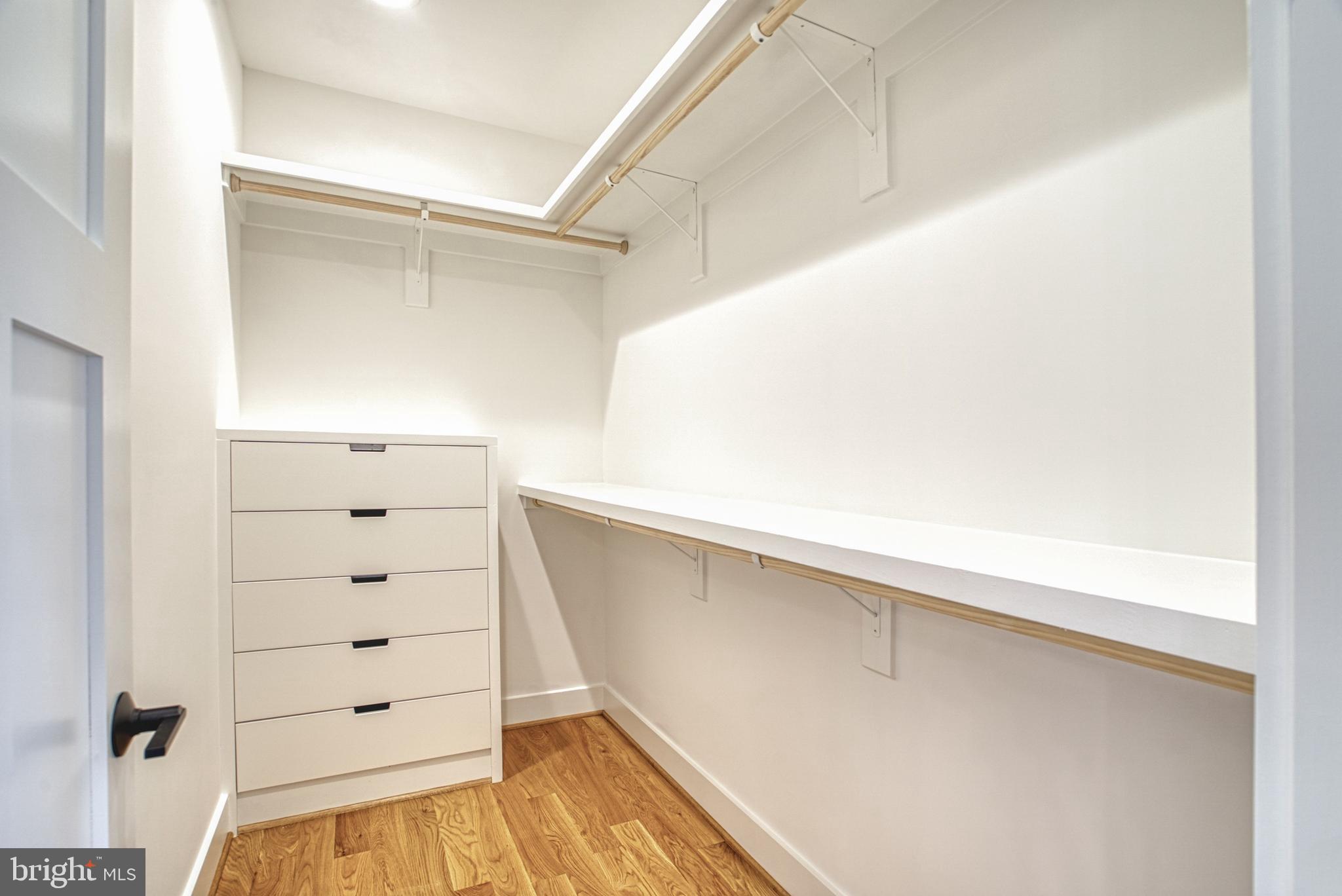 FALLVIEW - Residential