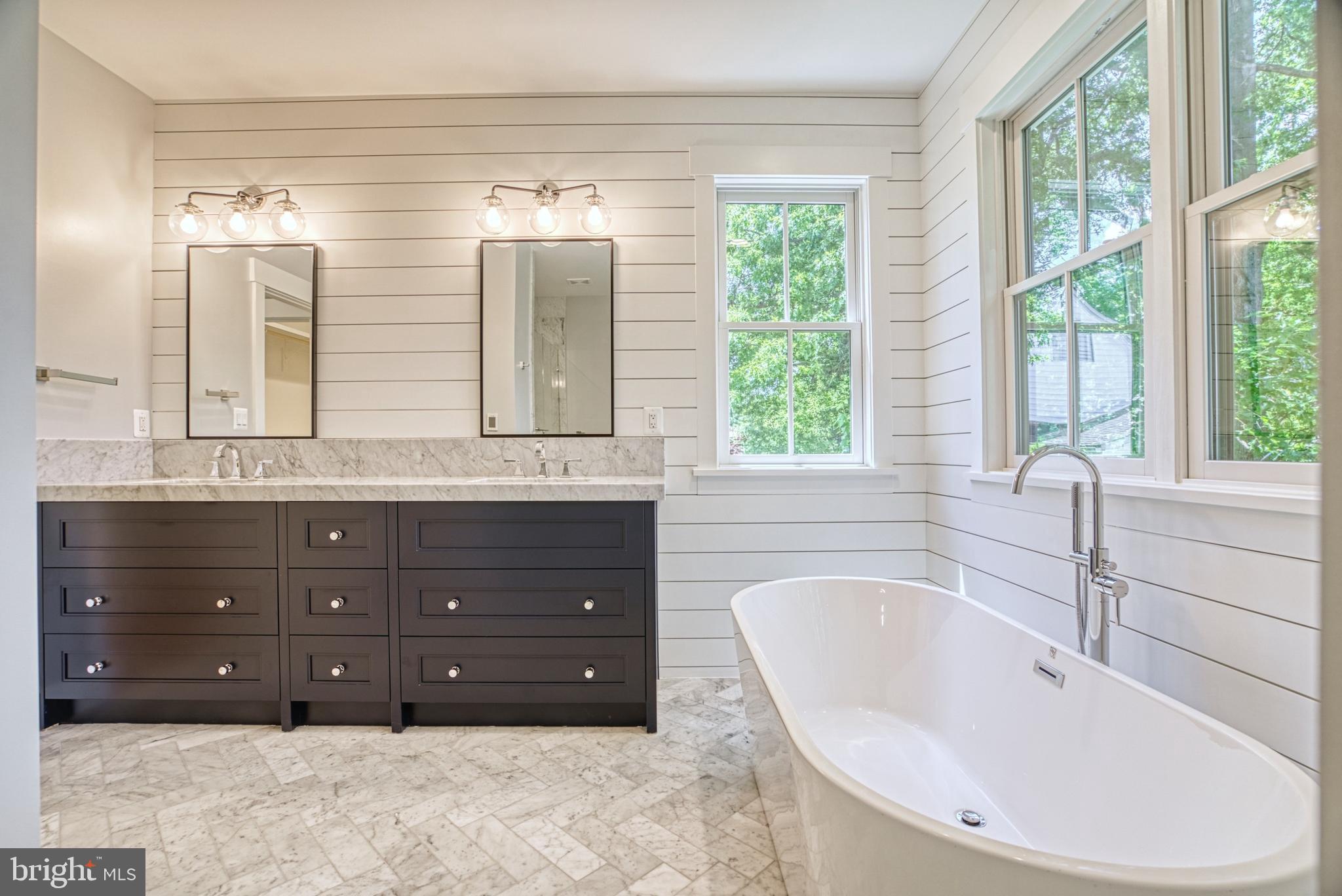 FALLVIEW - Residential