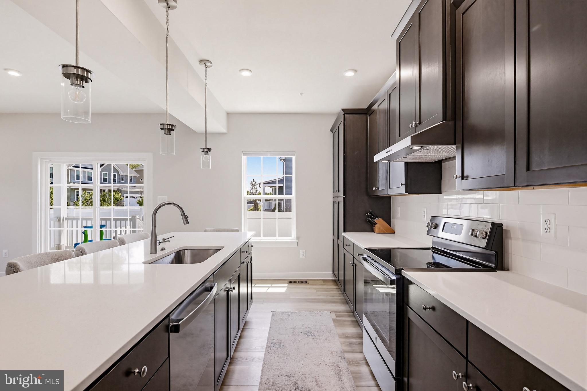 TWO RIVERS - Residential