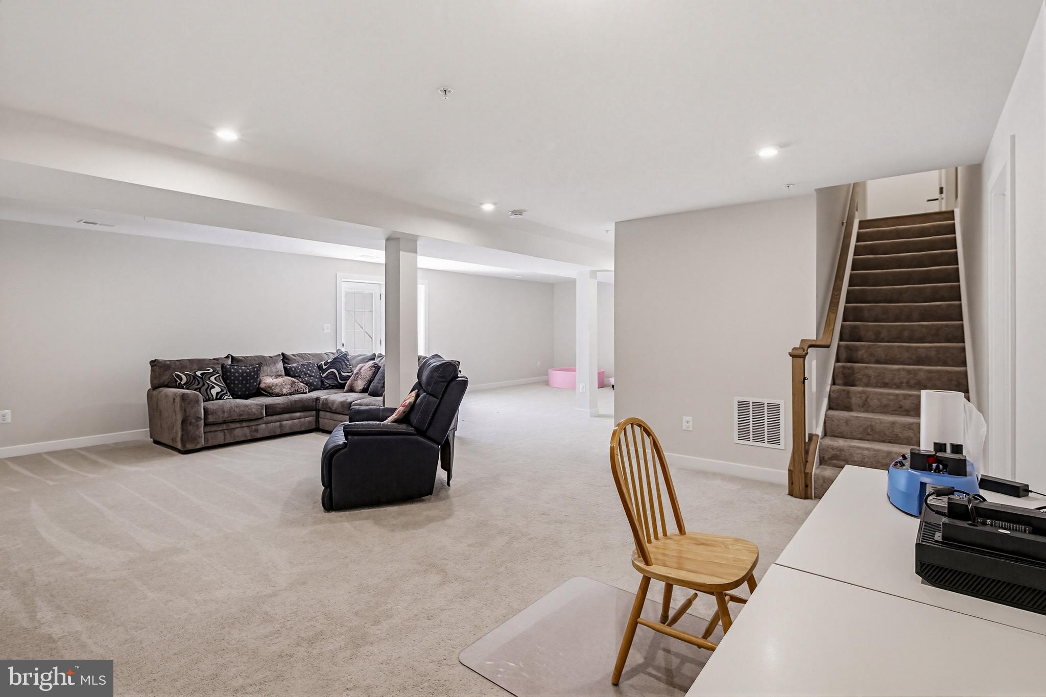 TWO RIVERS - Residential
