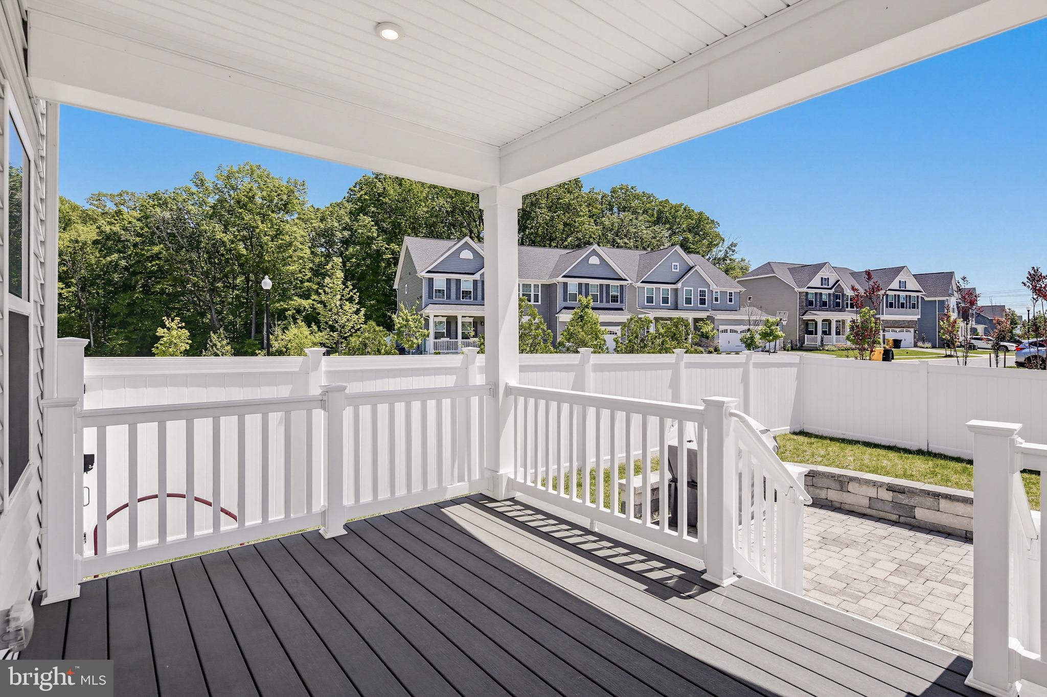 TWO RIVERS - Residential
