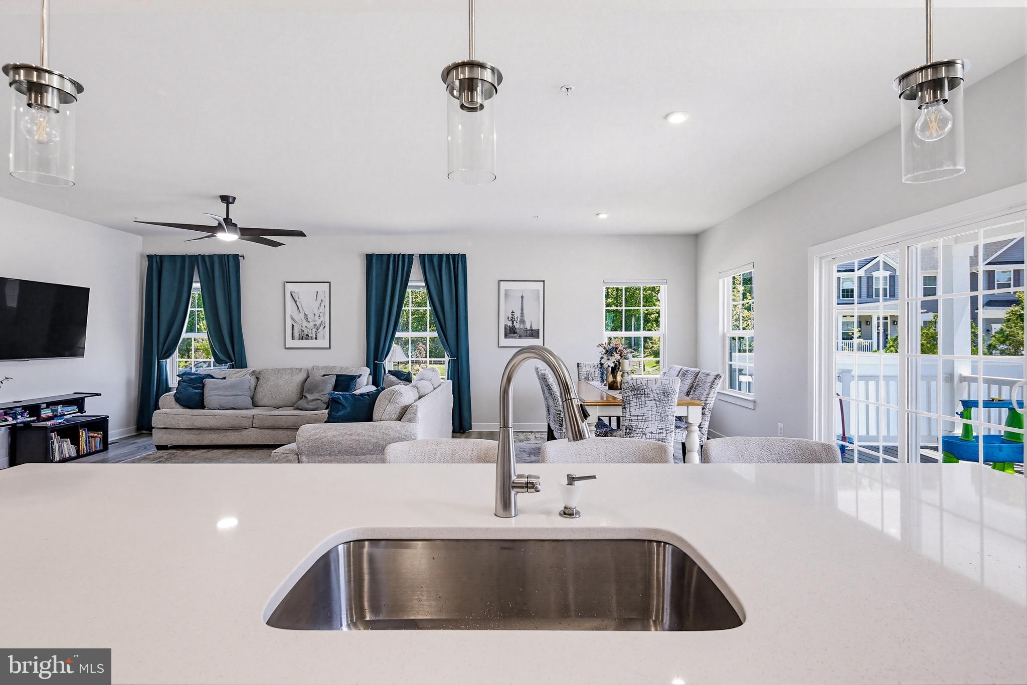 TWO RIVERS - Residential