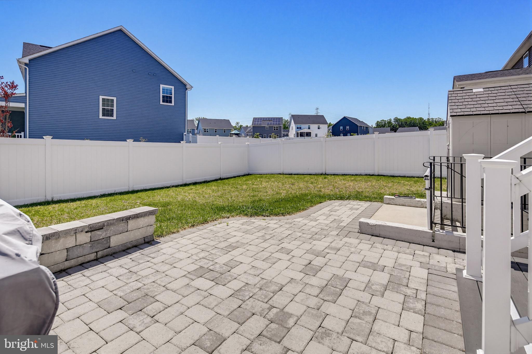 TWO RIVERS - Residential