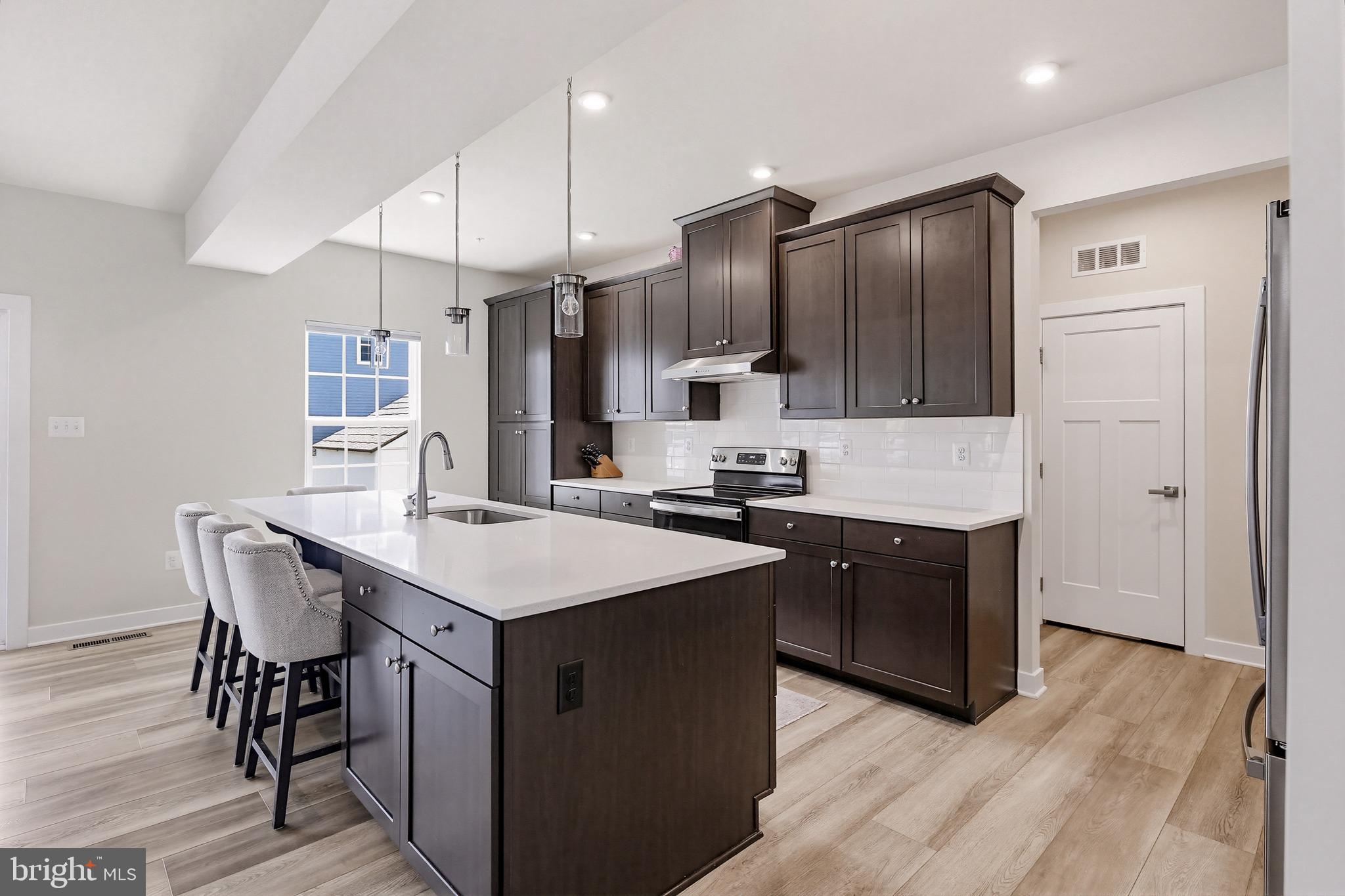 TWO RIVERS - Residential