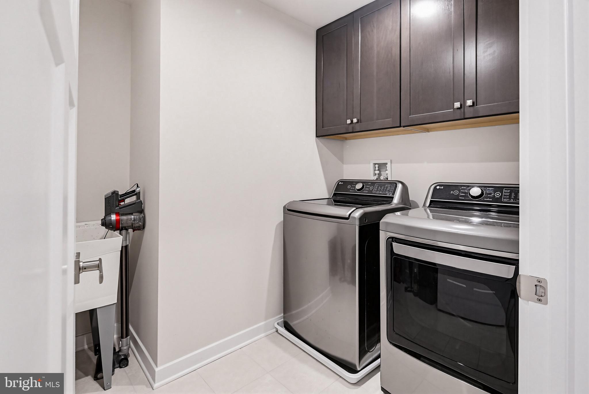 TWO RIVERS - Residential