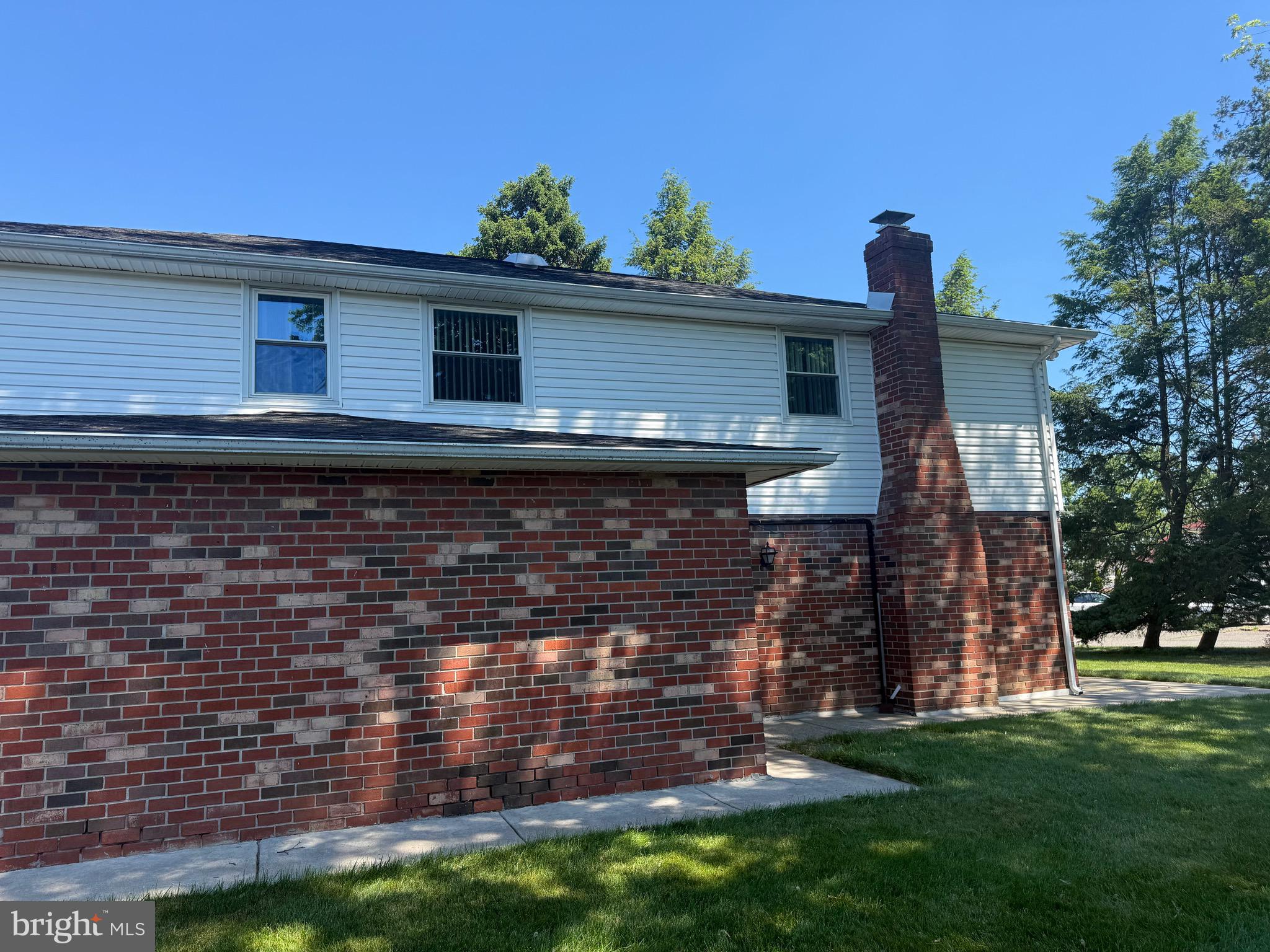 123 ALMATT DRIVE