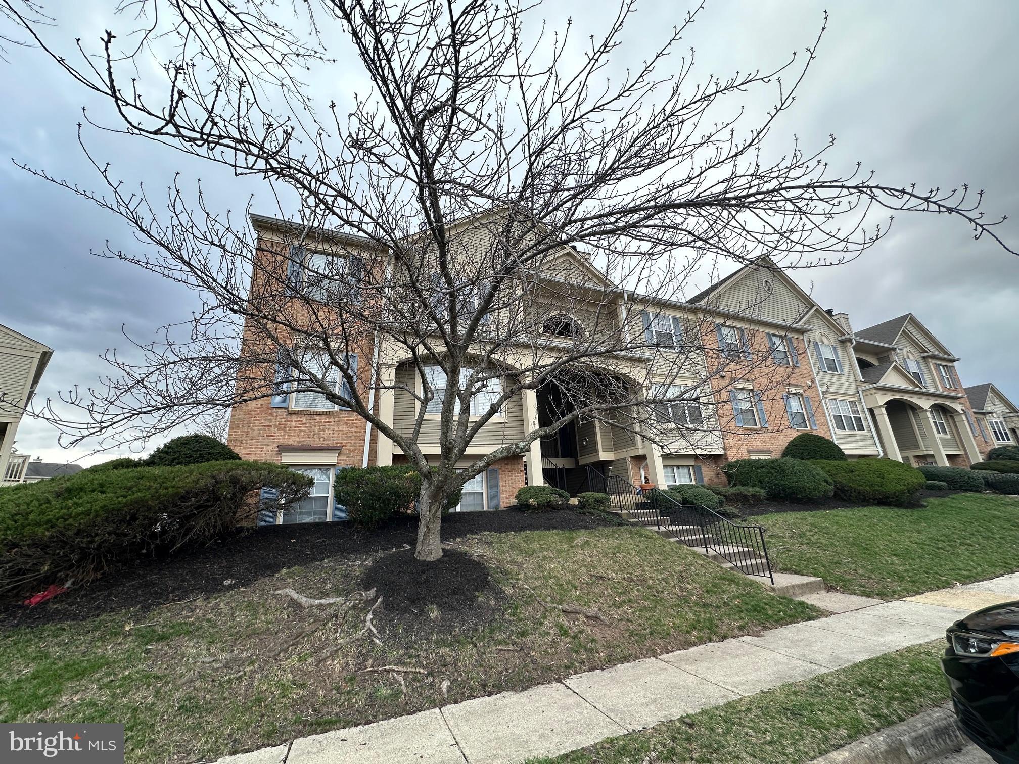 BULL RUN CONDO - Residential