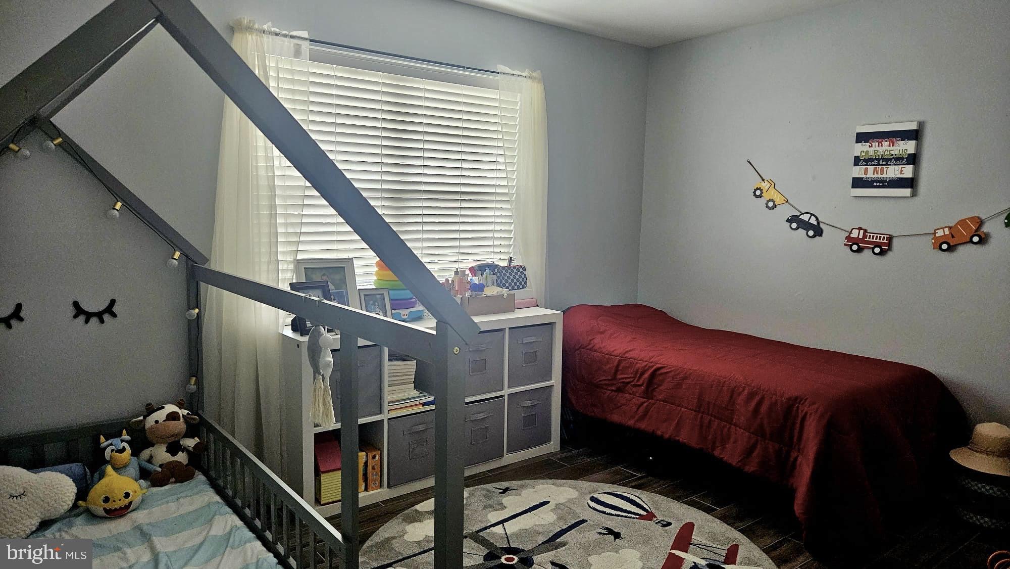 BULL RUN CONDO - Residential