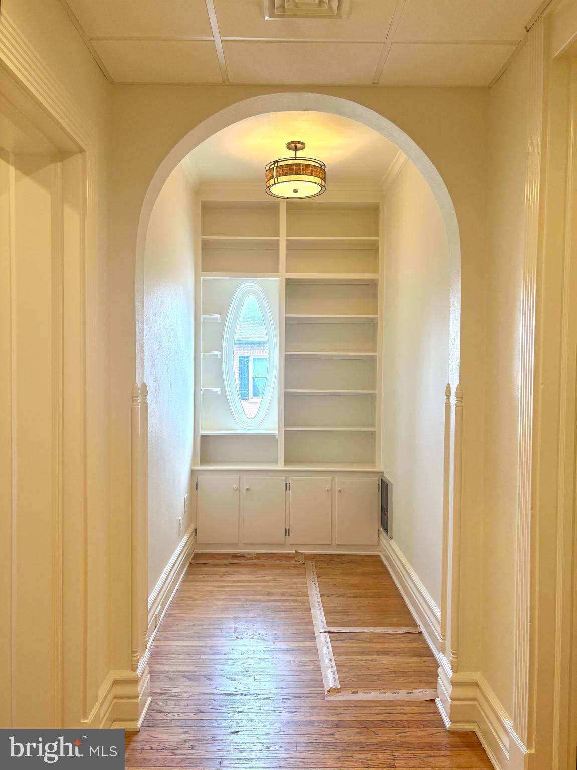 130 E CHESTNUT STREET 2ND FLOOR