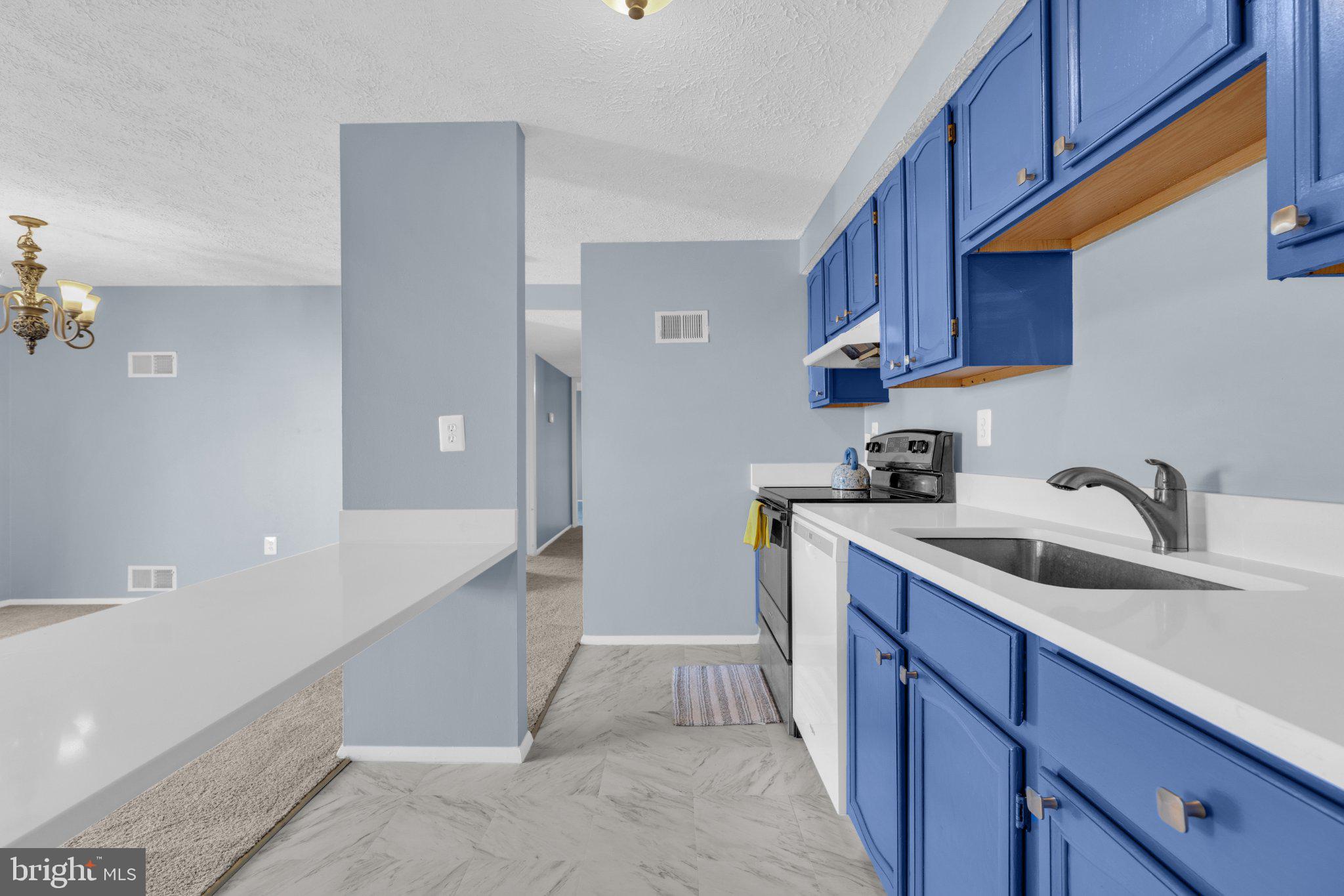 830 HEATHER DRIVE 22G
