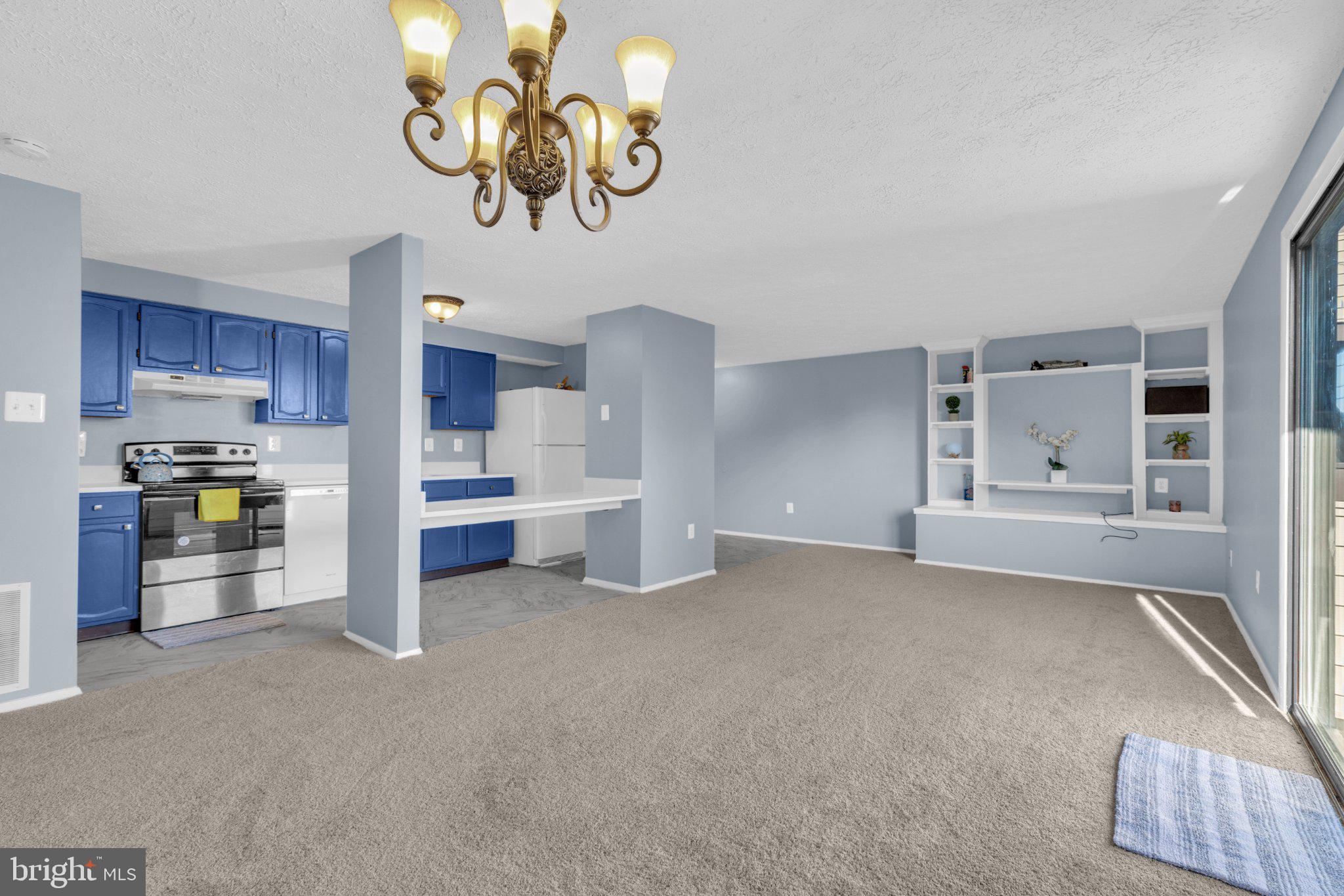 830 HEATHER DRIVE 22G
