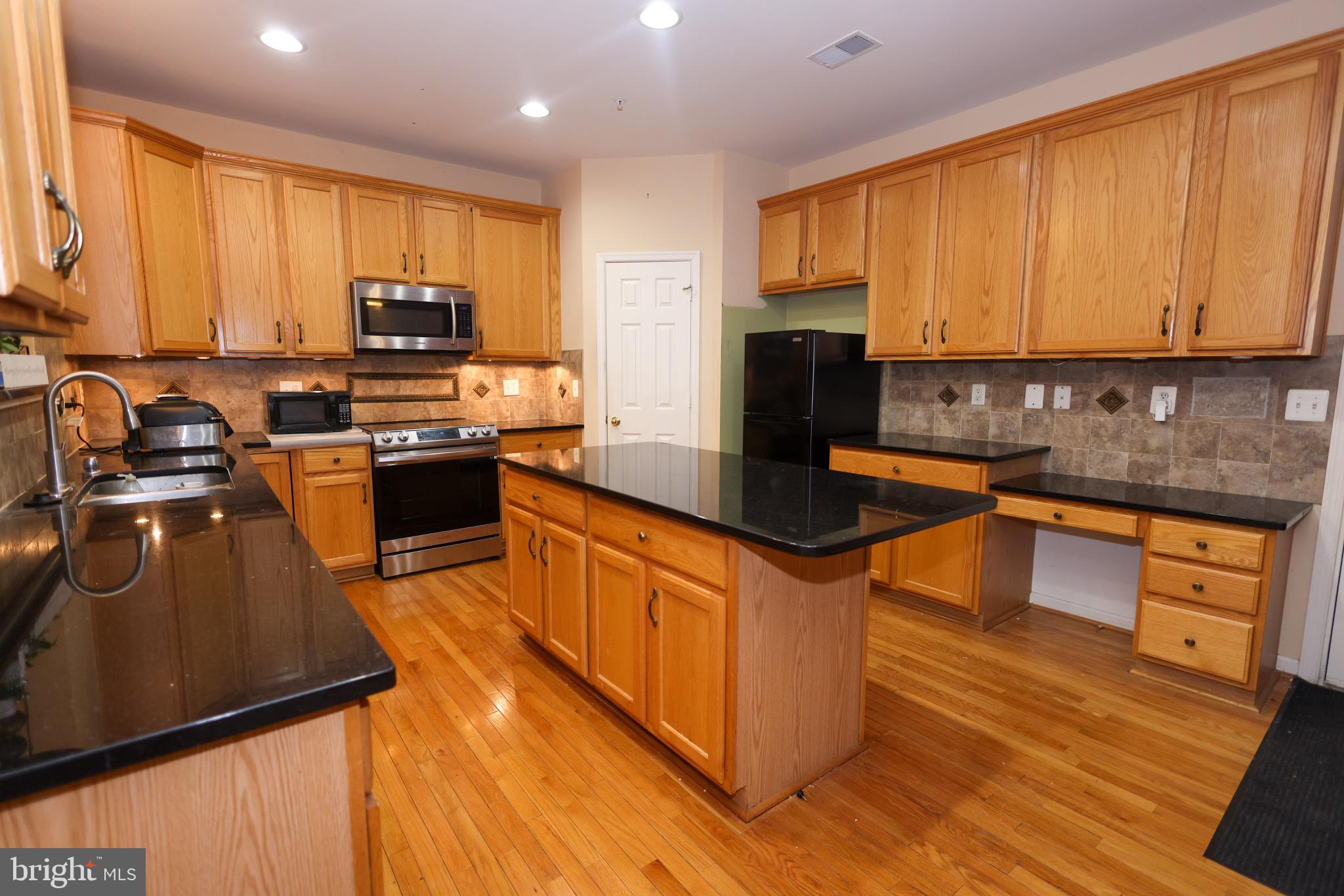 HORIZON HILLS - Residential