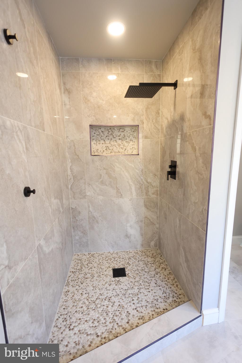 HORIZON HILLS - Residential