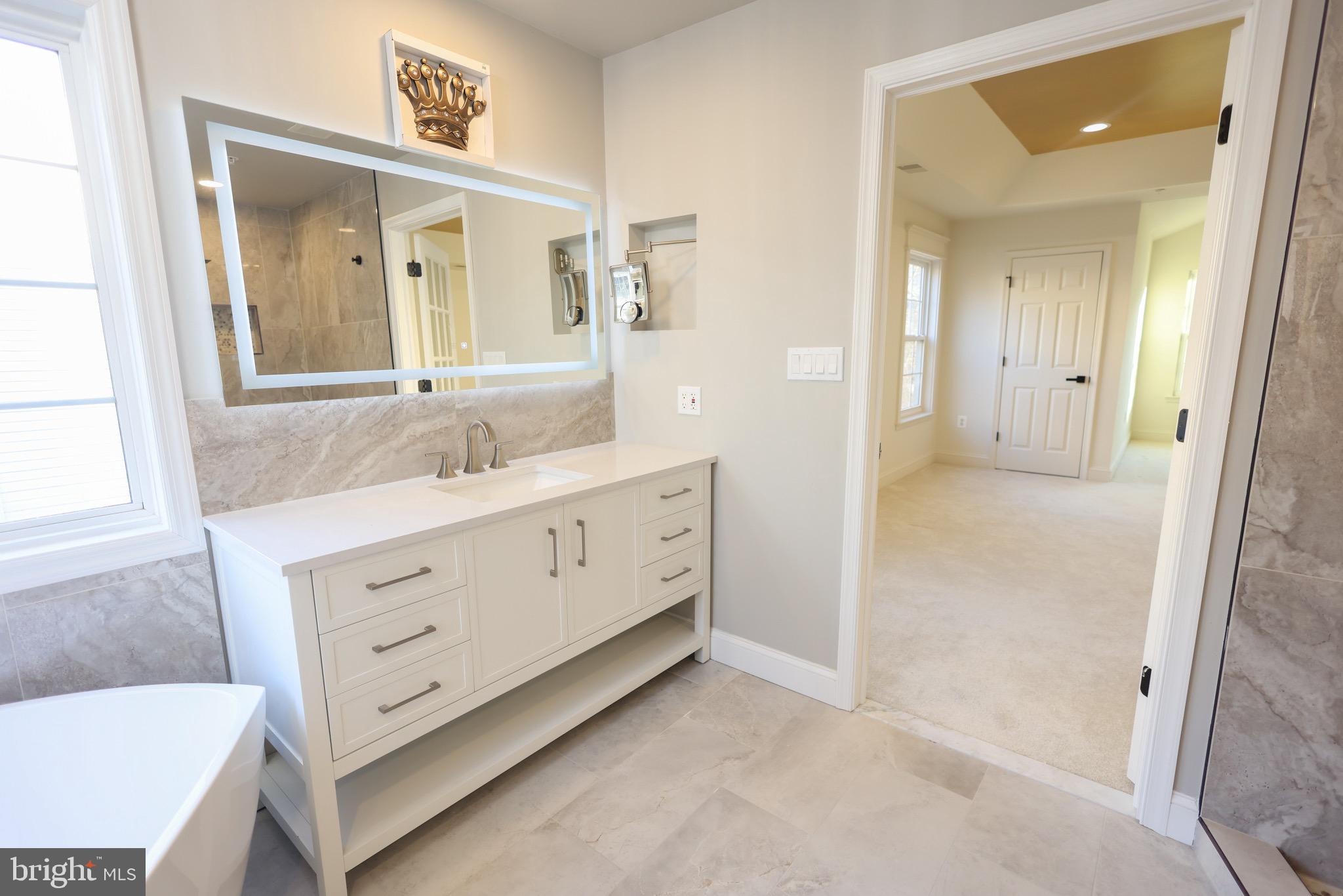 HORIZON HILLS - Residential