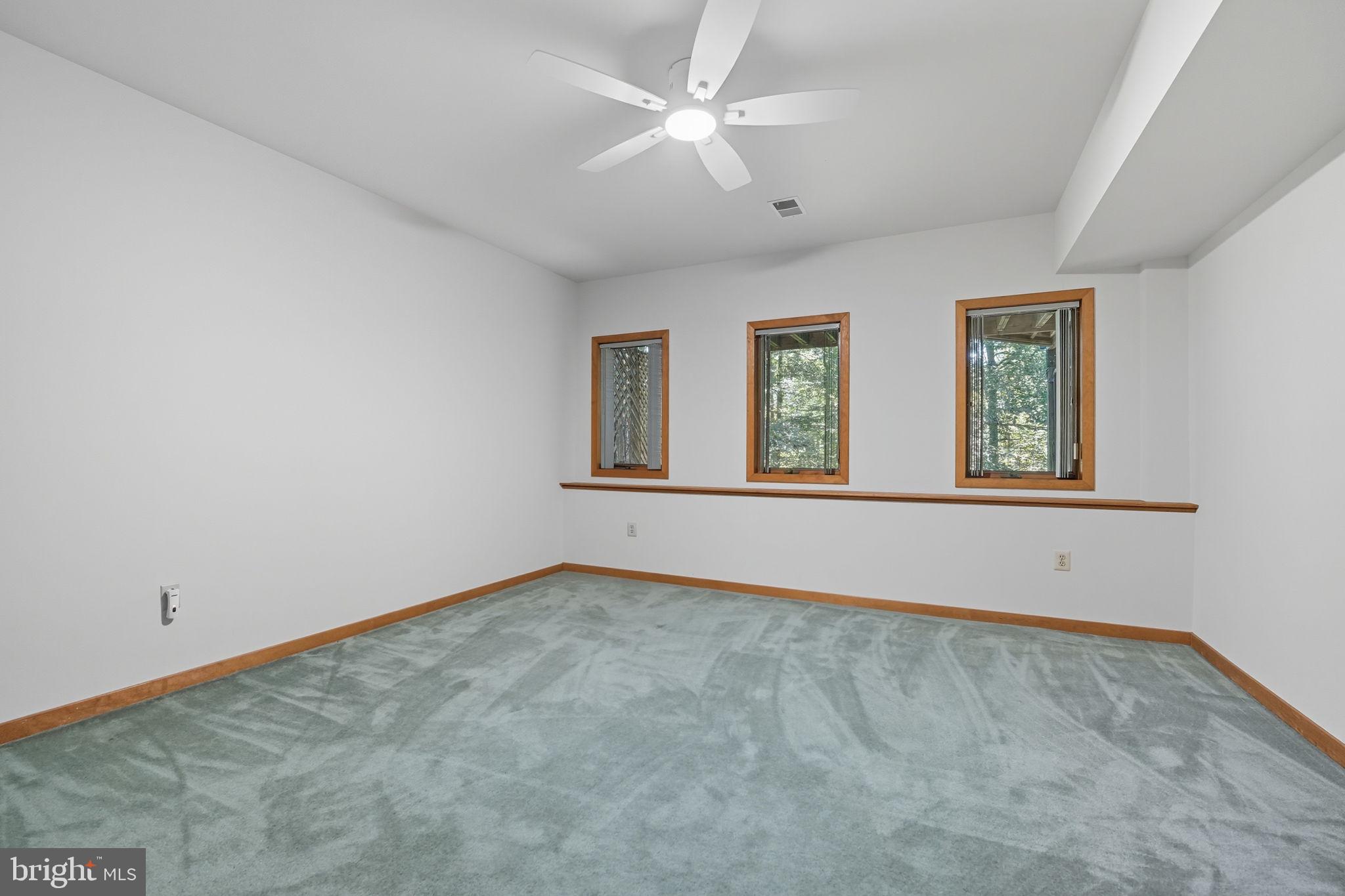 OCCOQUAN FOREST - Residential