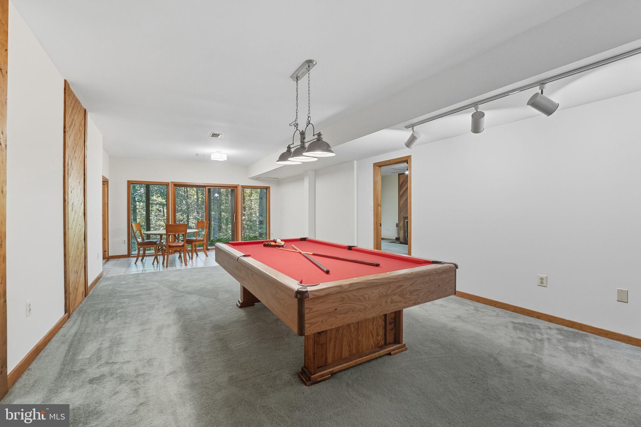 OCCOQUAN FOREST - Residential