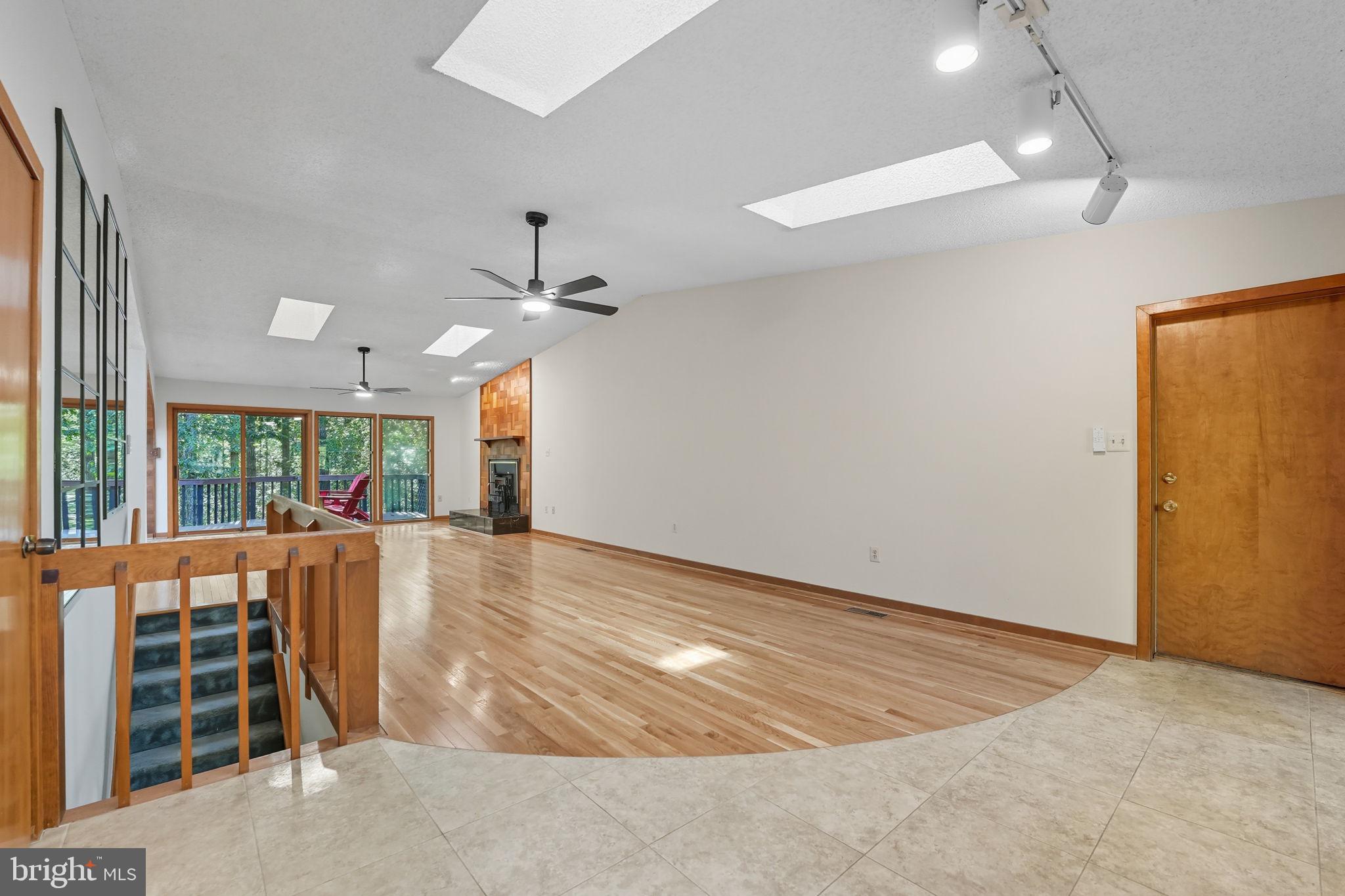 OCCOQUAN FOREST - Residential