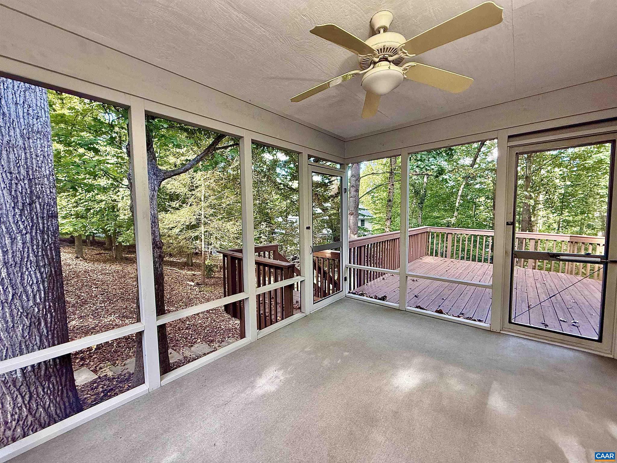 DUNLORA - Residential