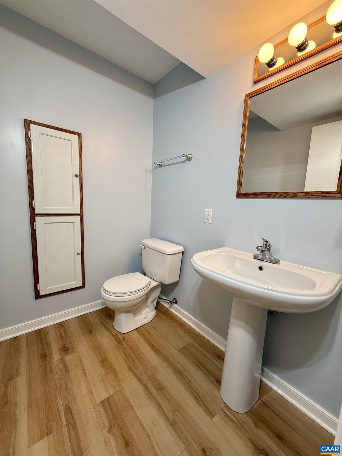 DUNLORA - Residential