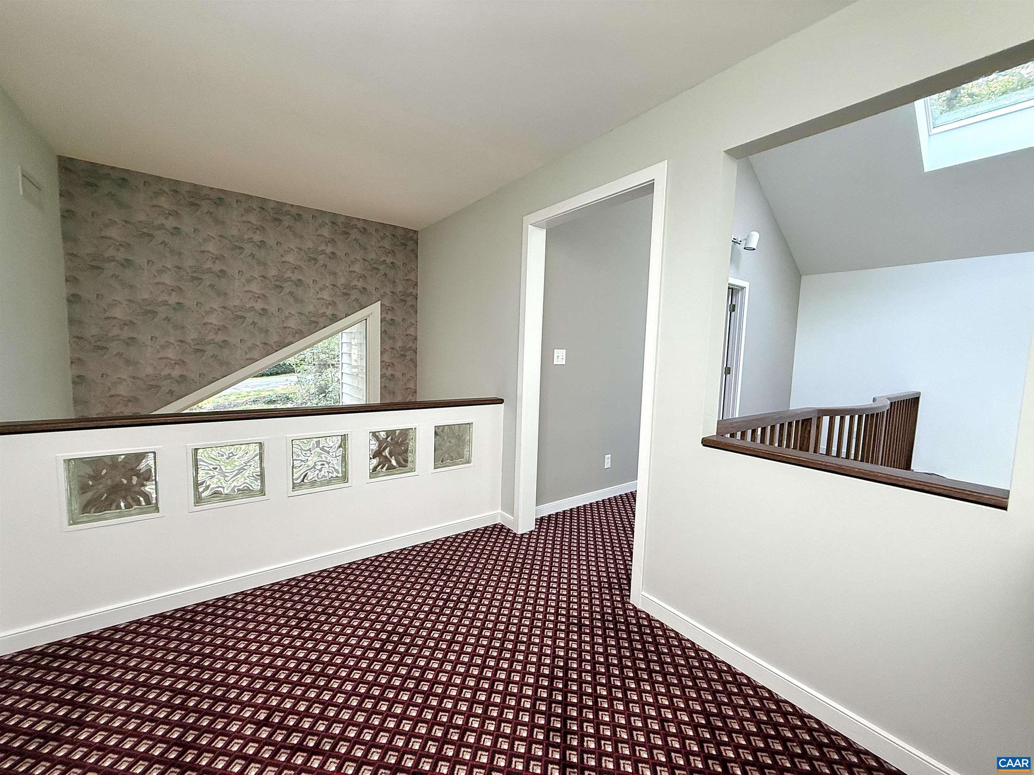 DUNLORA - Residential