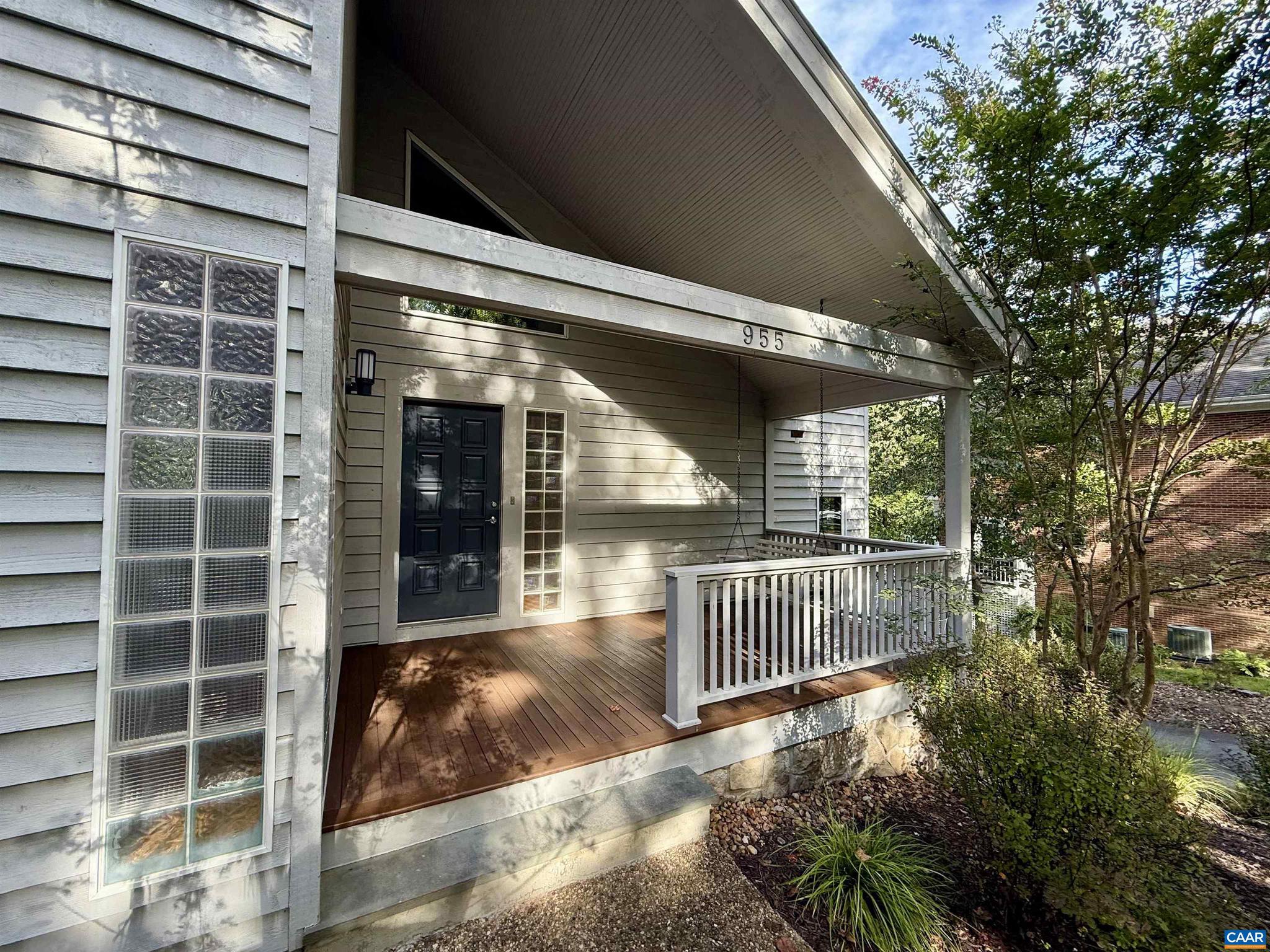 DUNLORA - Residential