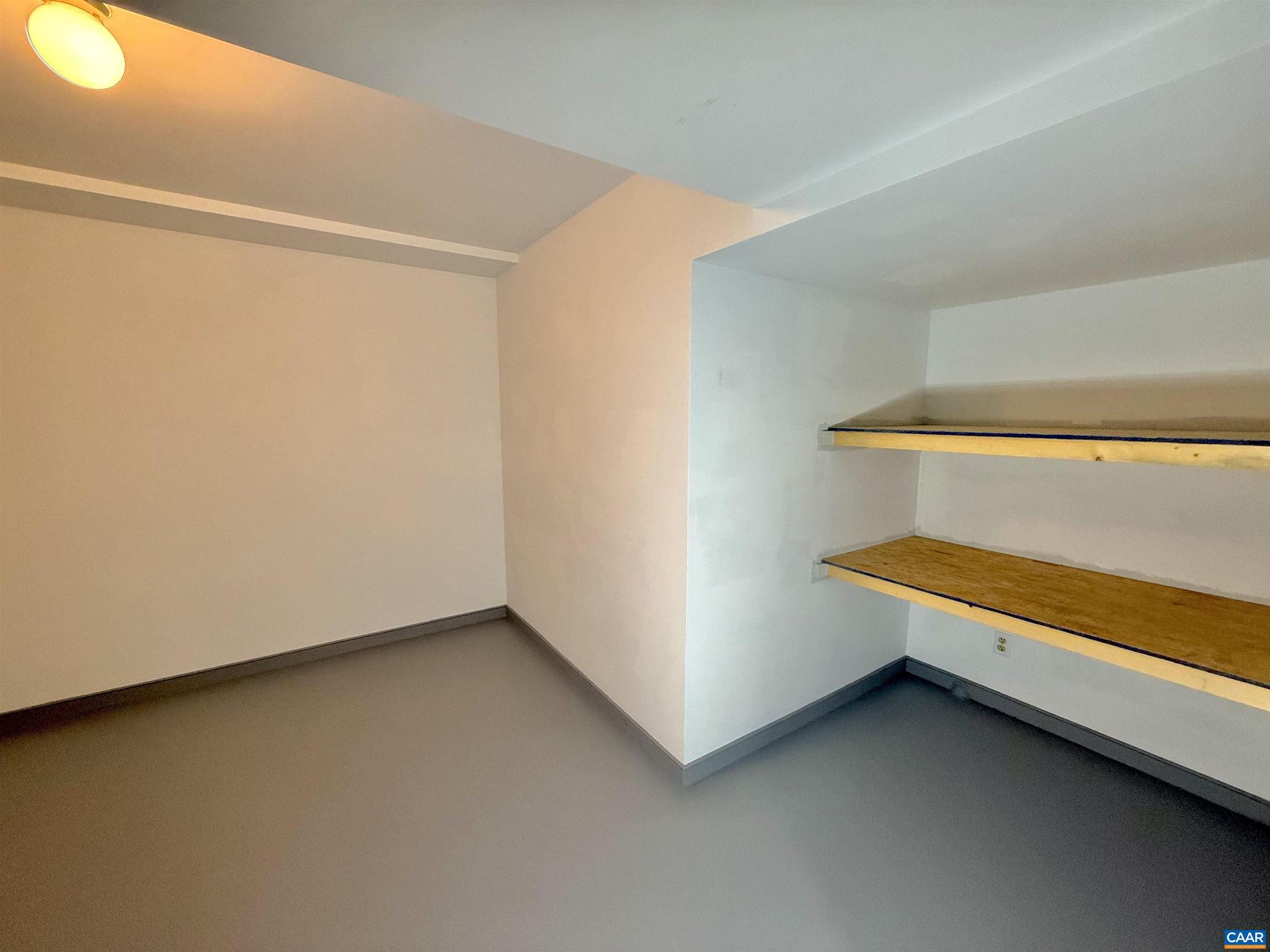 DUNLORA - Residential