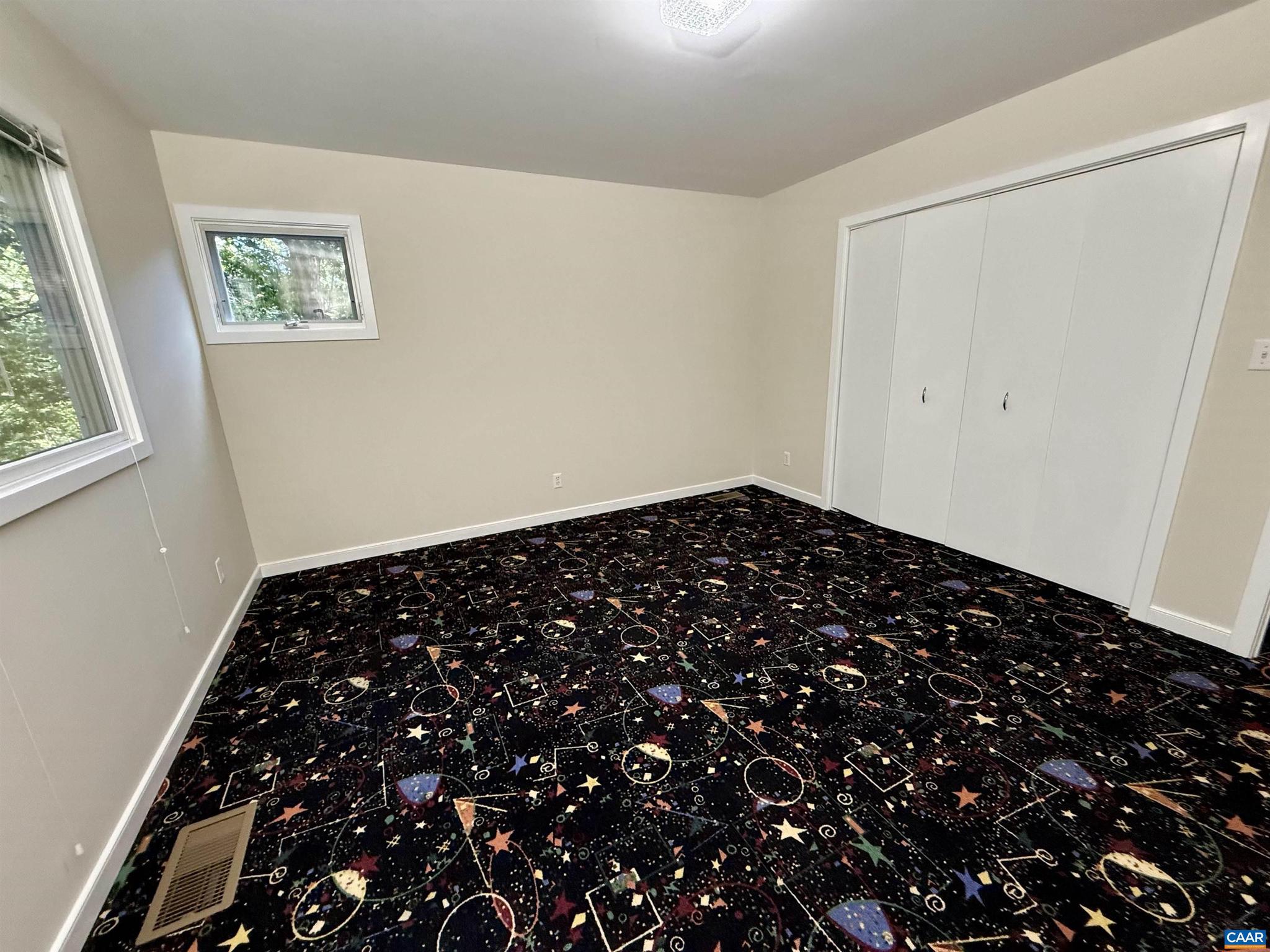 DUNLORA - Residential