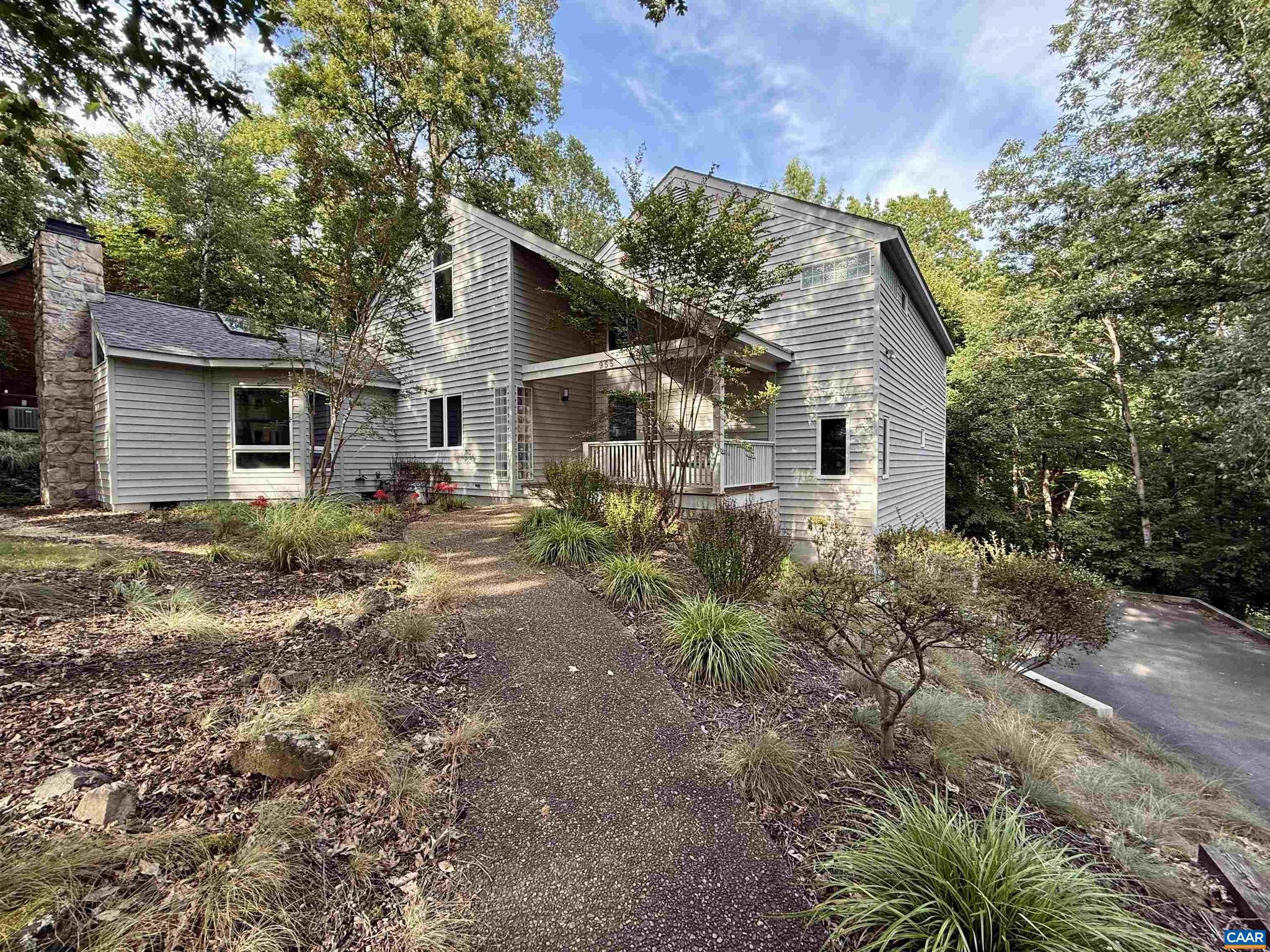 DUNLORA - Residential