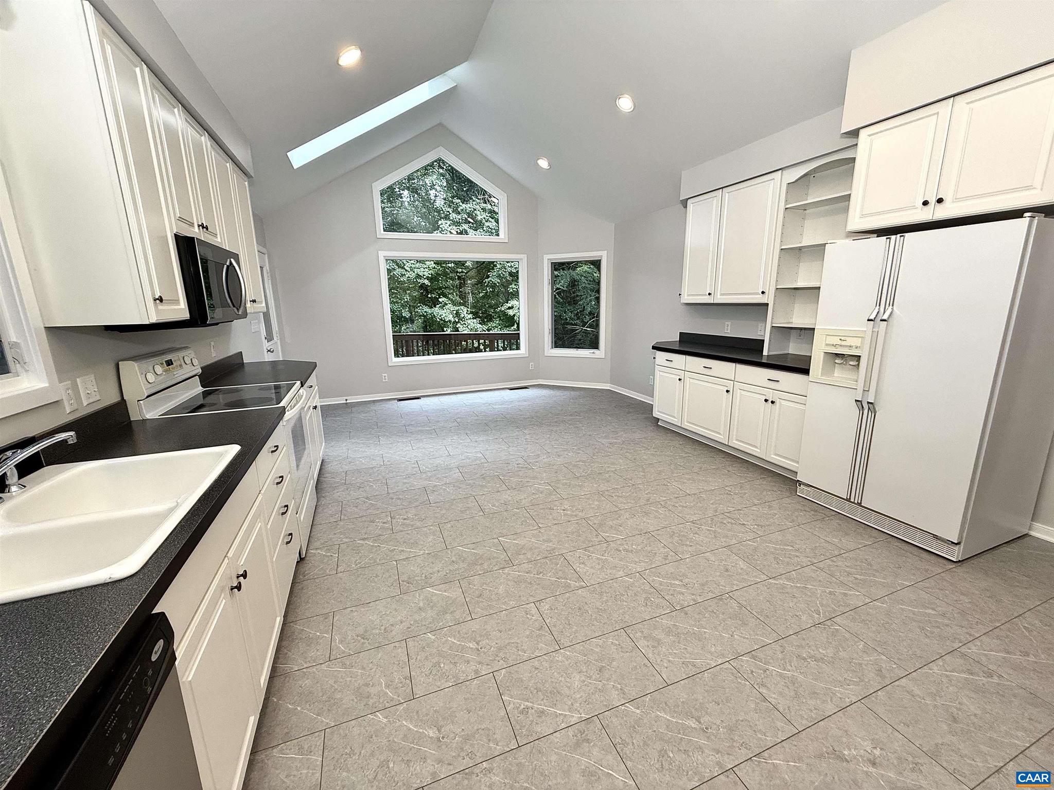 DUNLORA - Residential