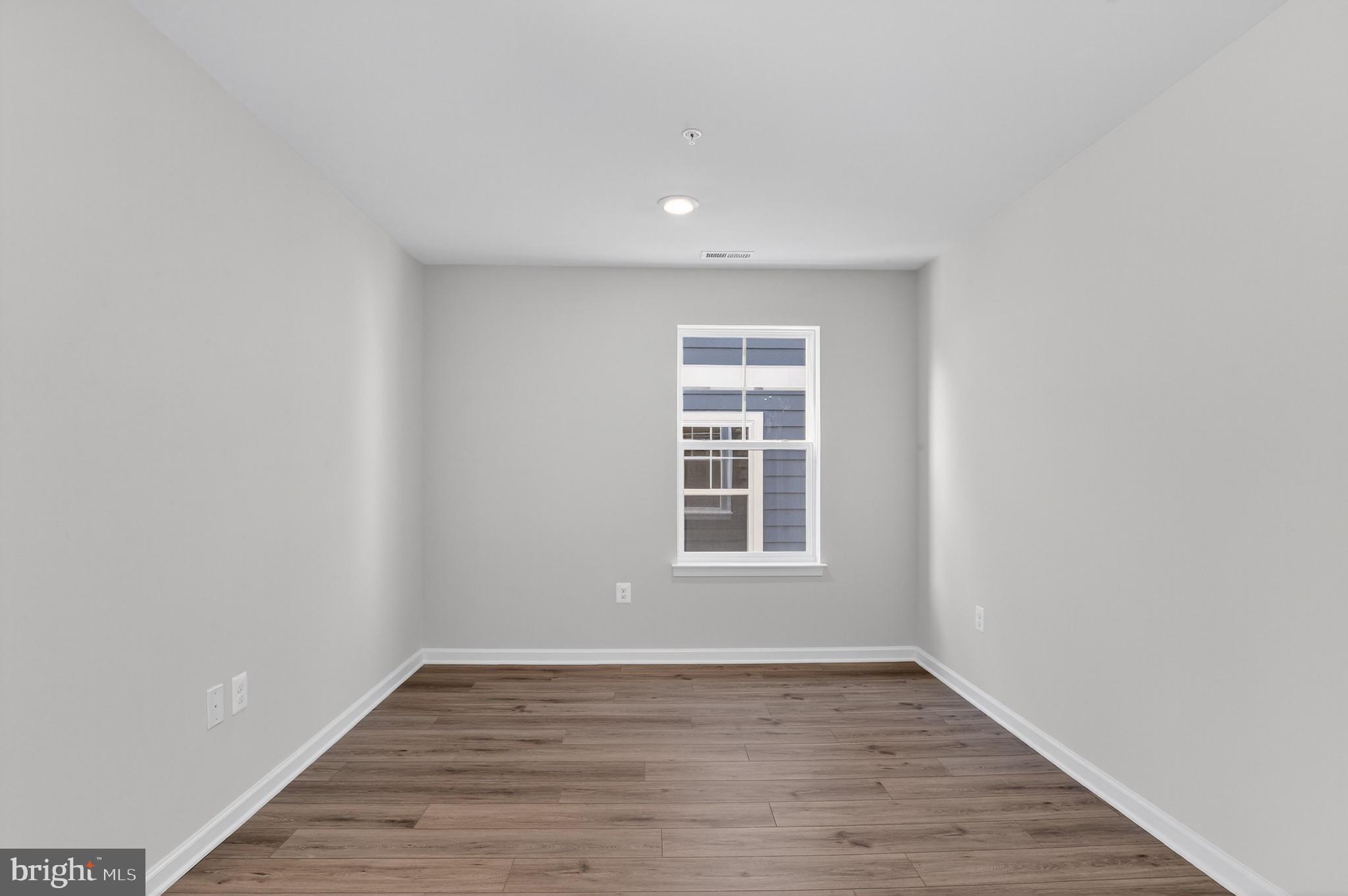 GREENLEIGH AT CROSSROADS - Residential