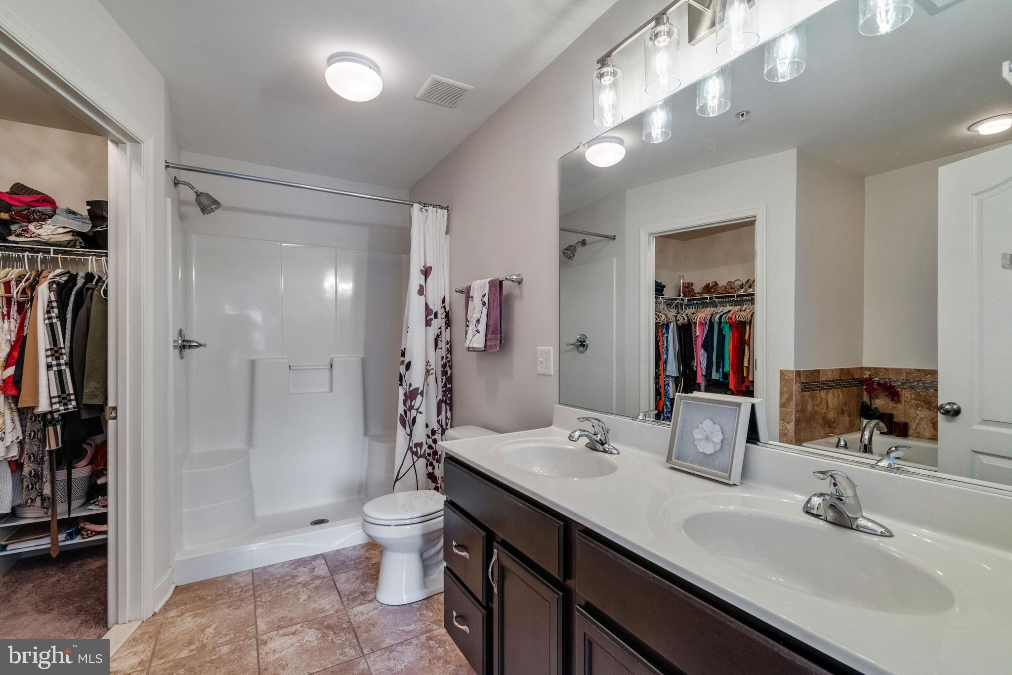 CRAWFORDS KNOLL - Residential