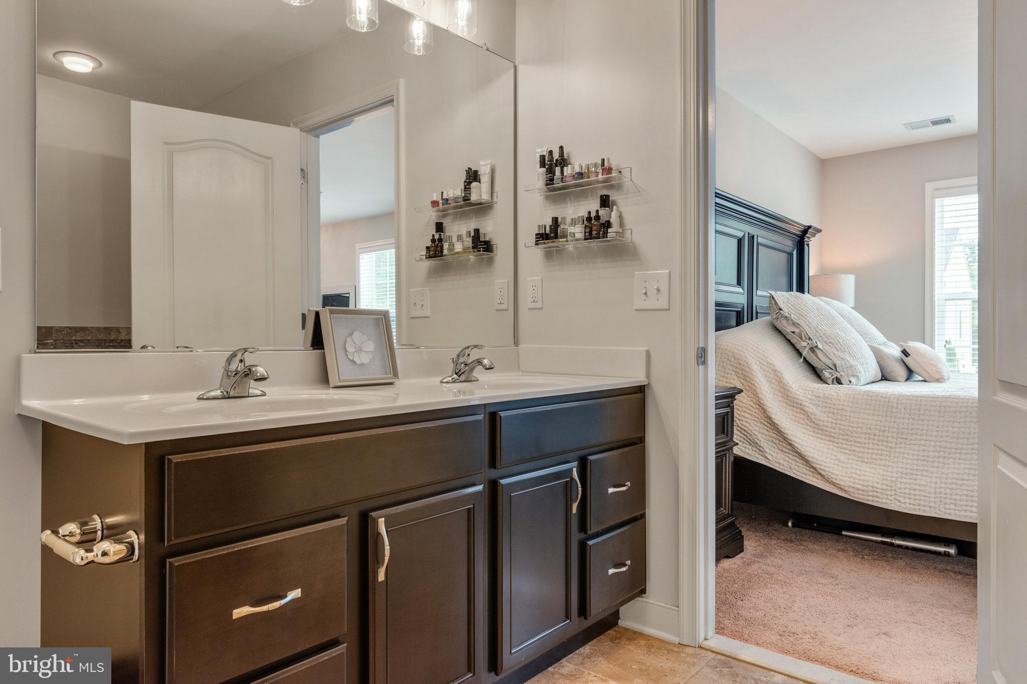 CRAWFORDS KNOLL - Residential