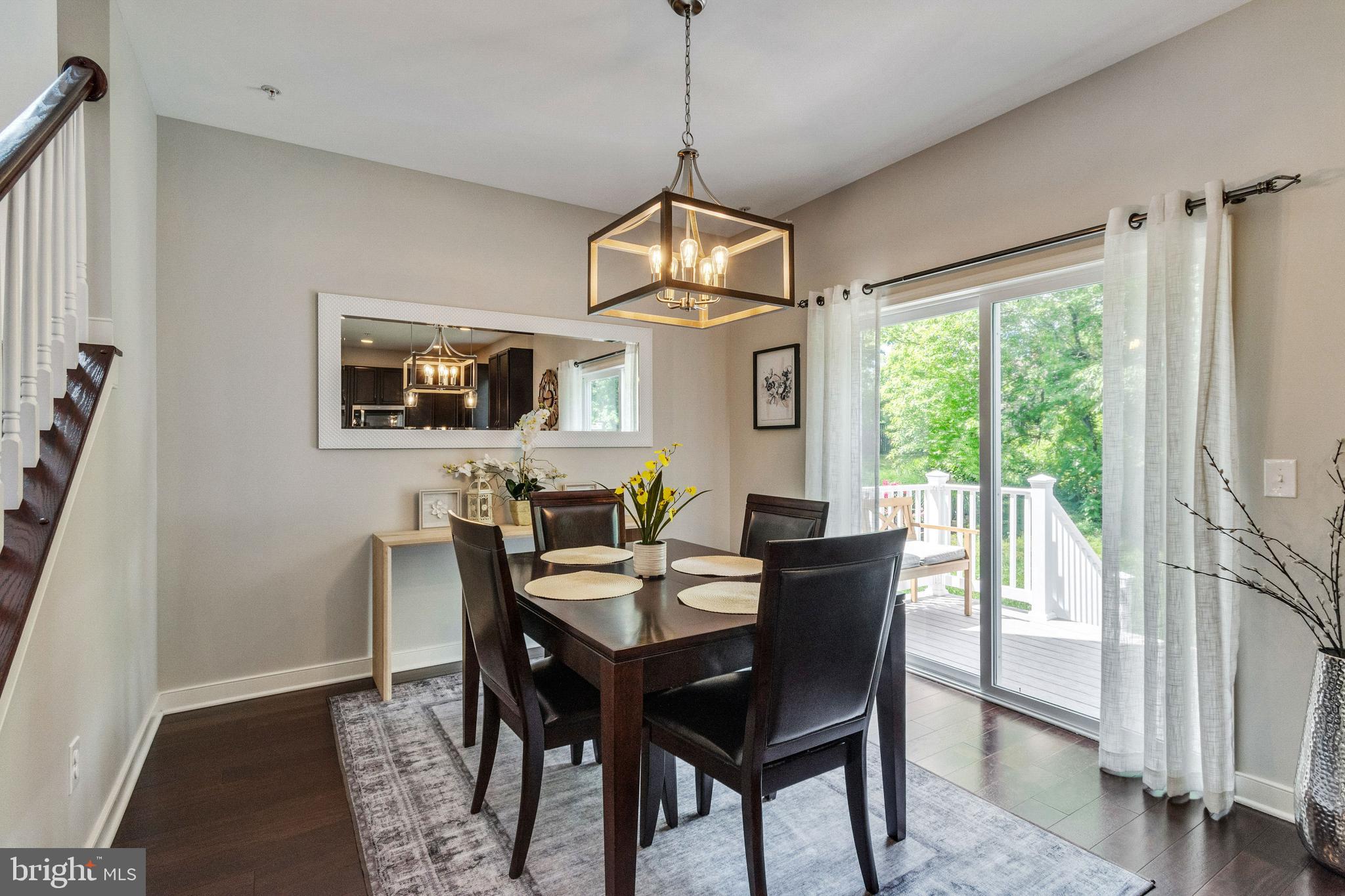 CRAWFORDS KNOLL - Residential