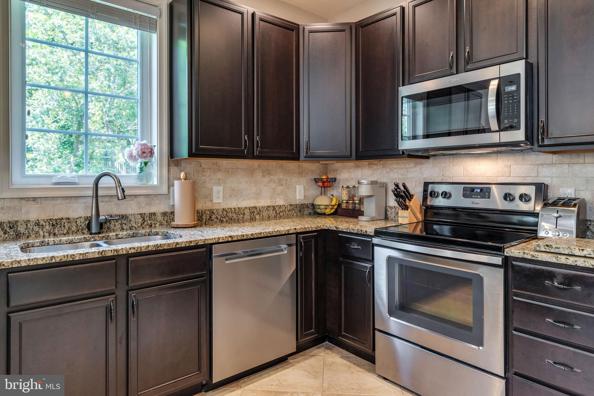 CRAWFORDS KNOLL - Residential