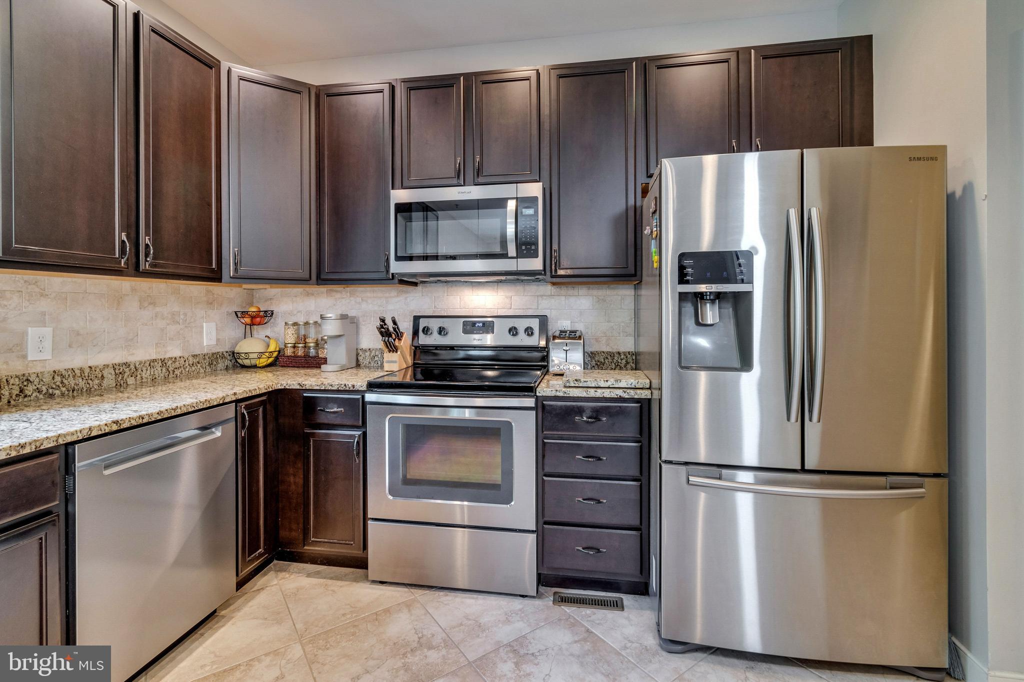 CRAWFORDS KNOLL - Residential