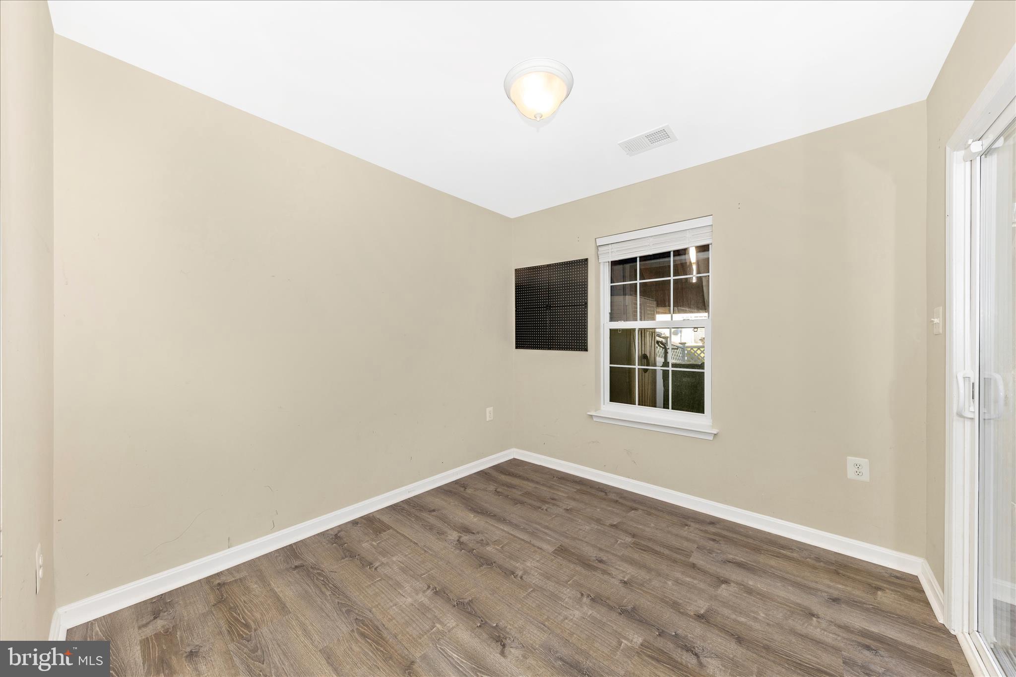 LIBERTY RUN - Residential