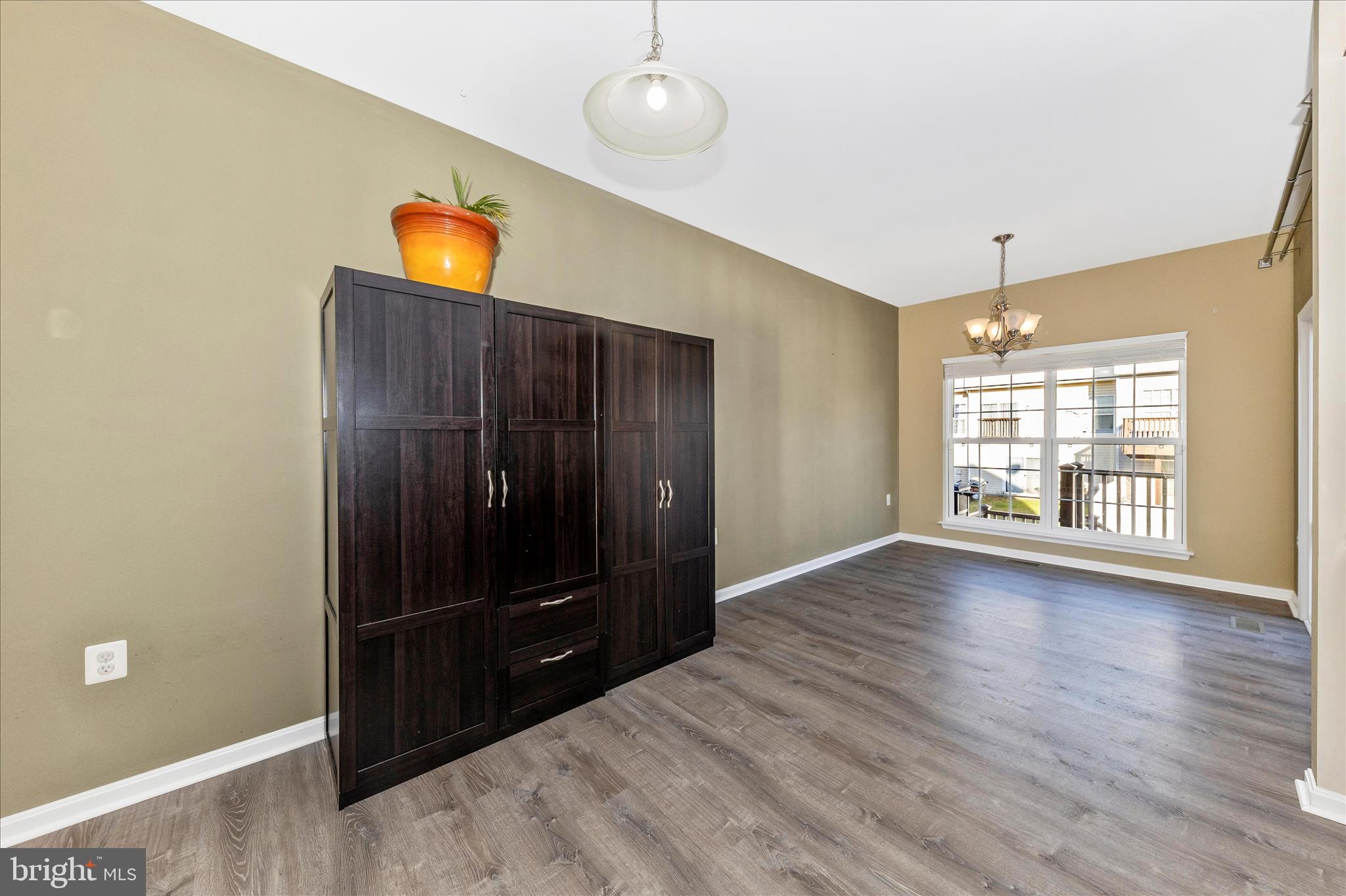 LIBERTY RUN - Residential