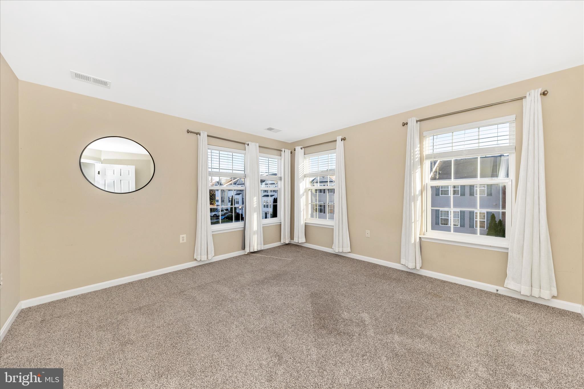 LIBERTY RUN - Residential