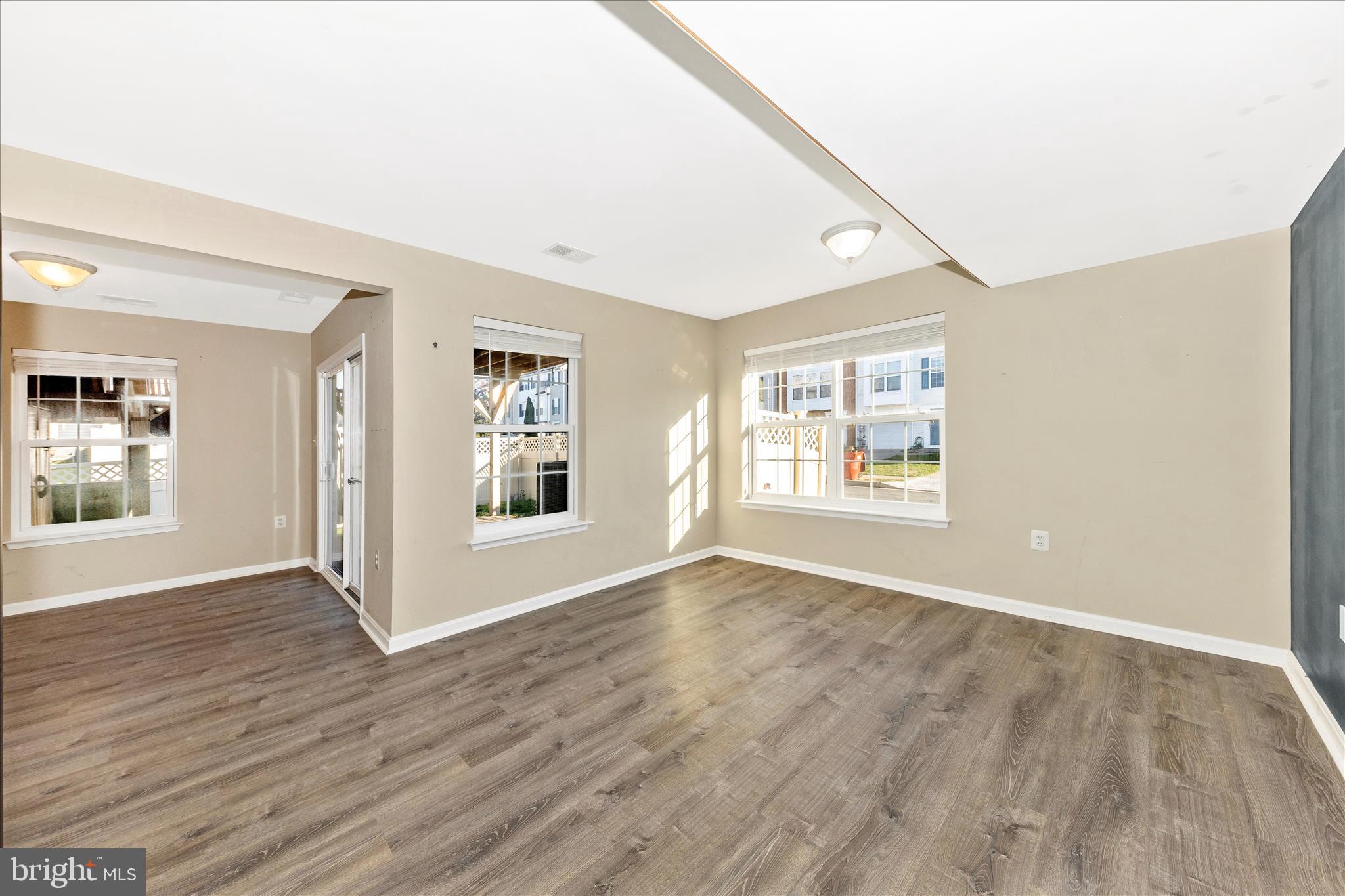 LIBERTY RUN - Residential