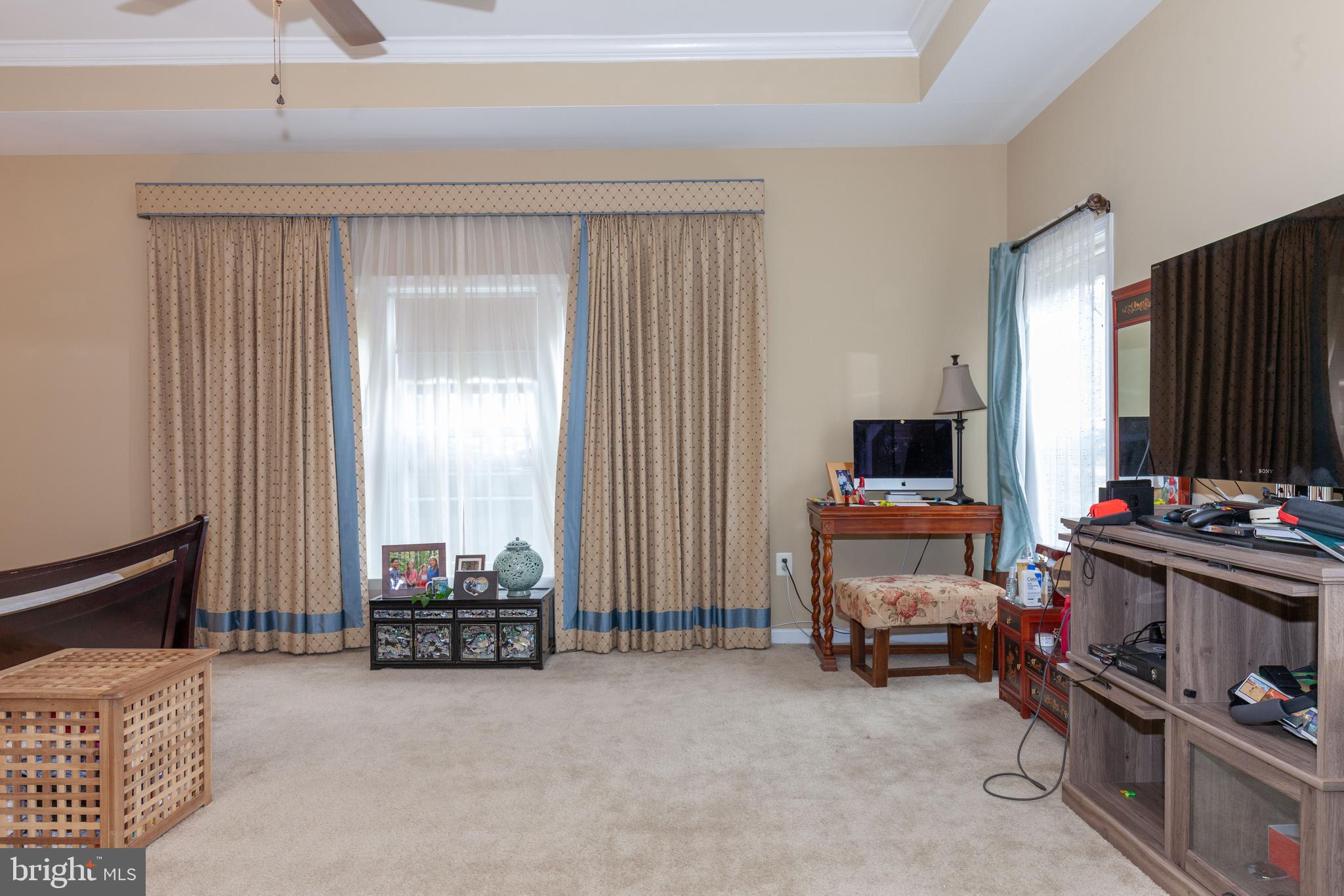 LAUREL HIGHLANDS - Residential Lease